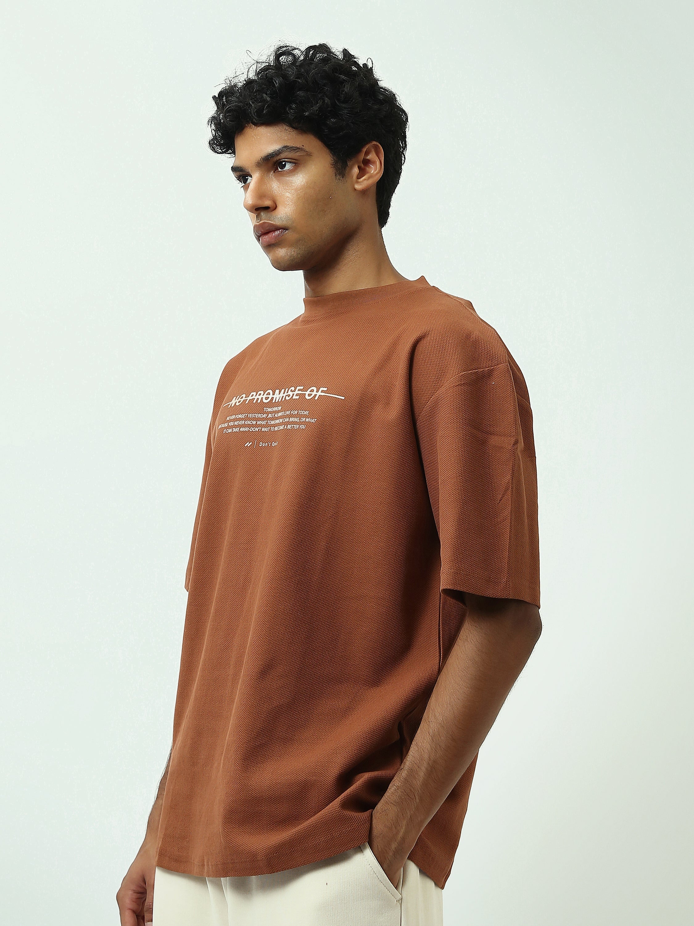T-Shirt Homme Oversize Texturé à Imprimé Typographique - TSH25SPR20323TM1