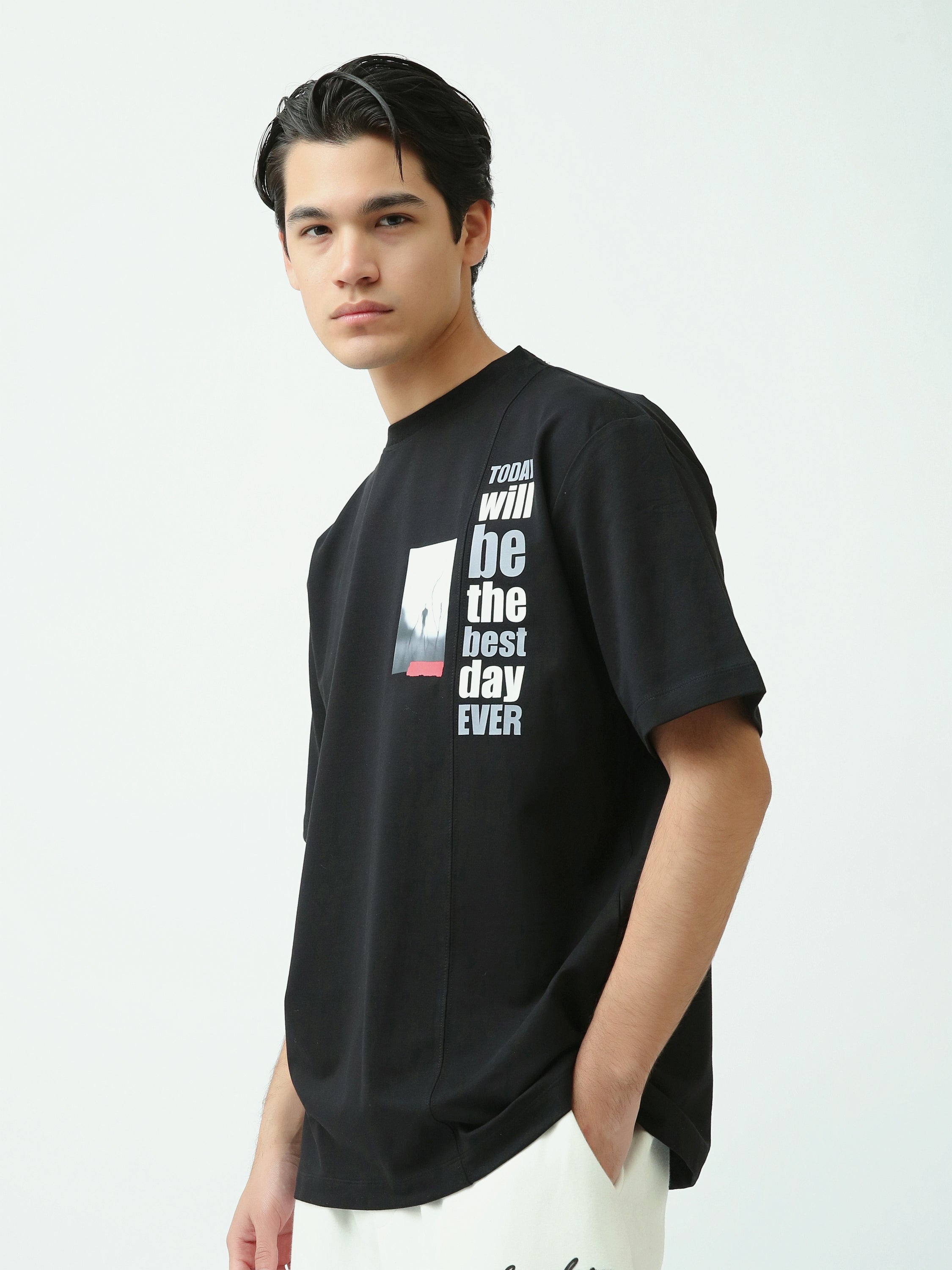 T-Shirt Homme Oversize à Imprimé Typographique Moderne - TSH25SPR20363TM1