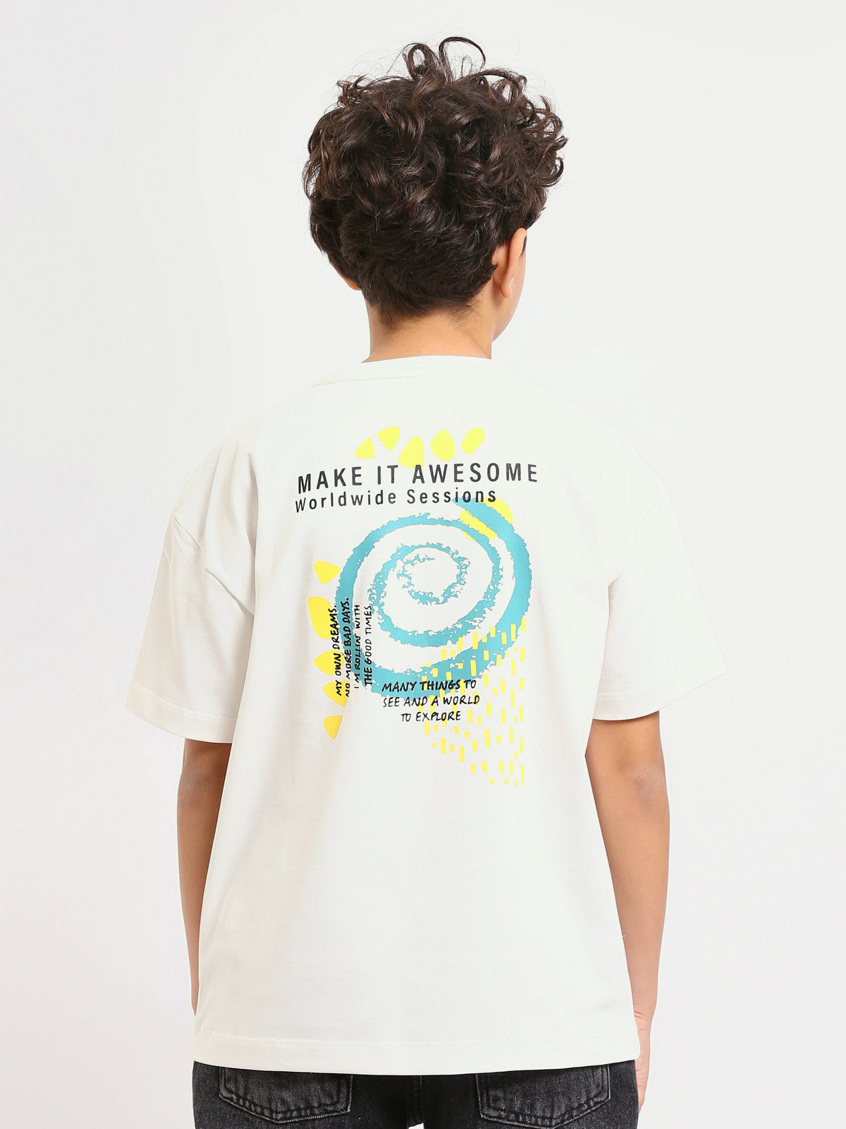 T-shirt Garçon Off-White "Believe in My Own Dreams" – Design Coloré et Inspirant - TSH25SPRO32696TB1