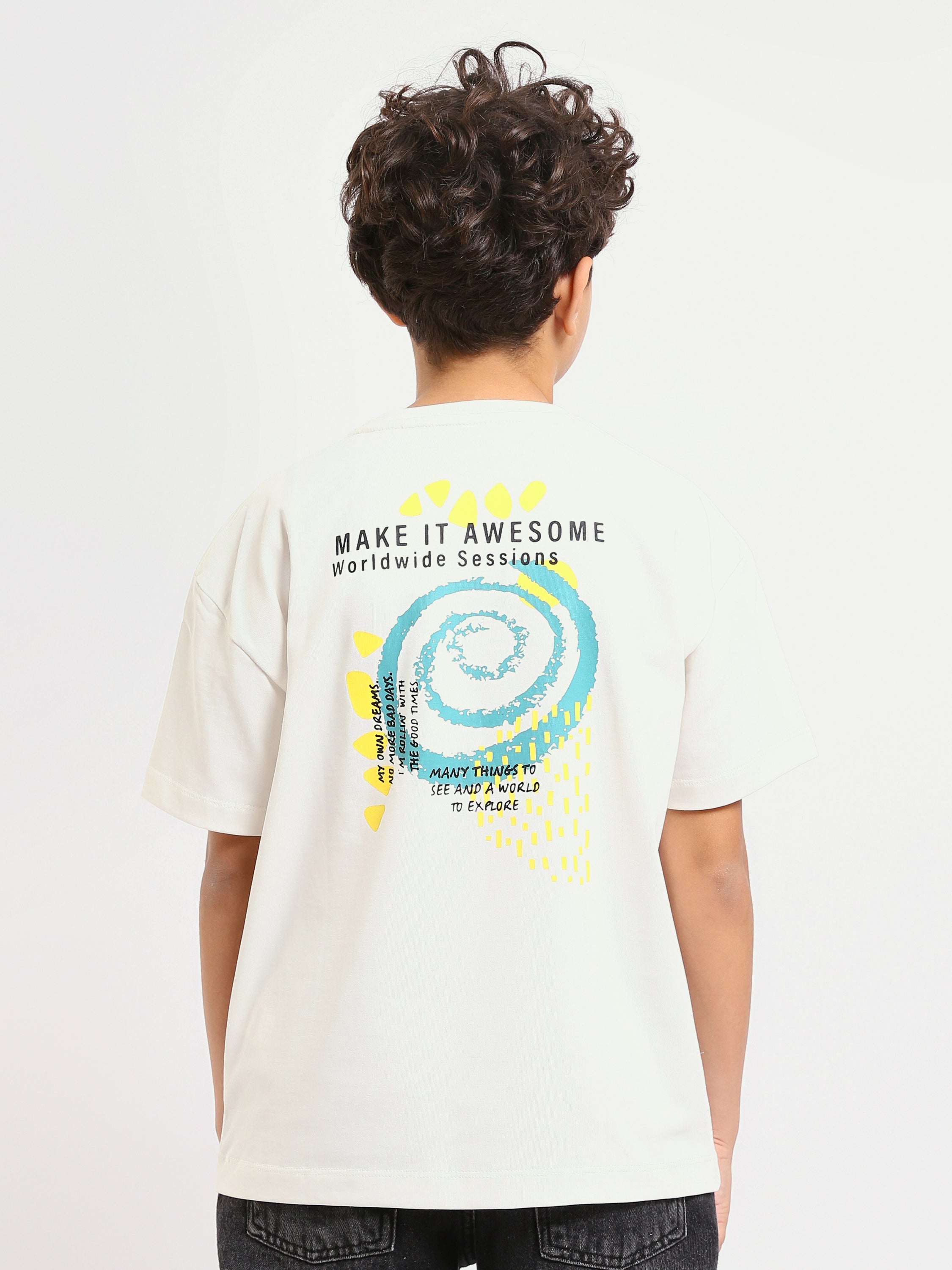 T-shirt Garçon Off-White "Believe in My Own Dreams" – Design Coloré et Inspirant - TSH25SPRO32696TB1