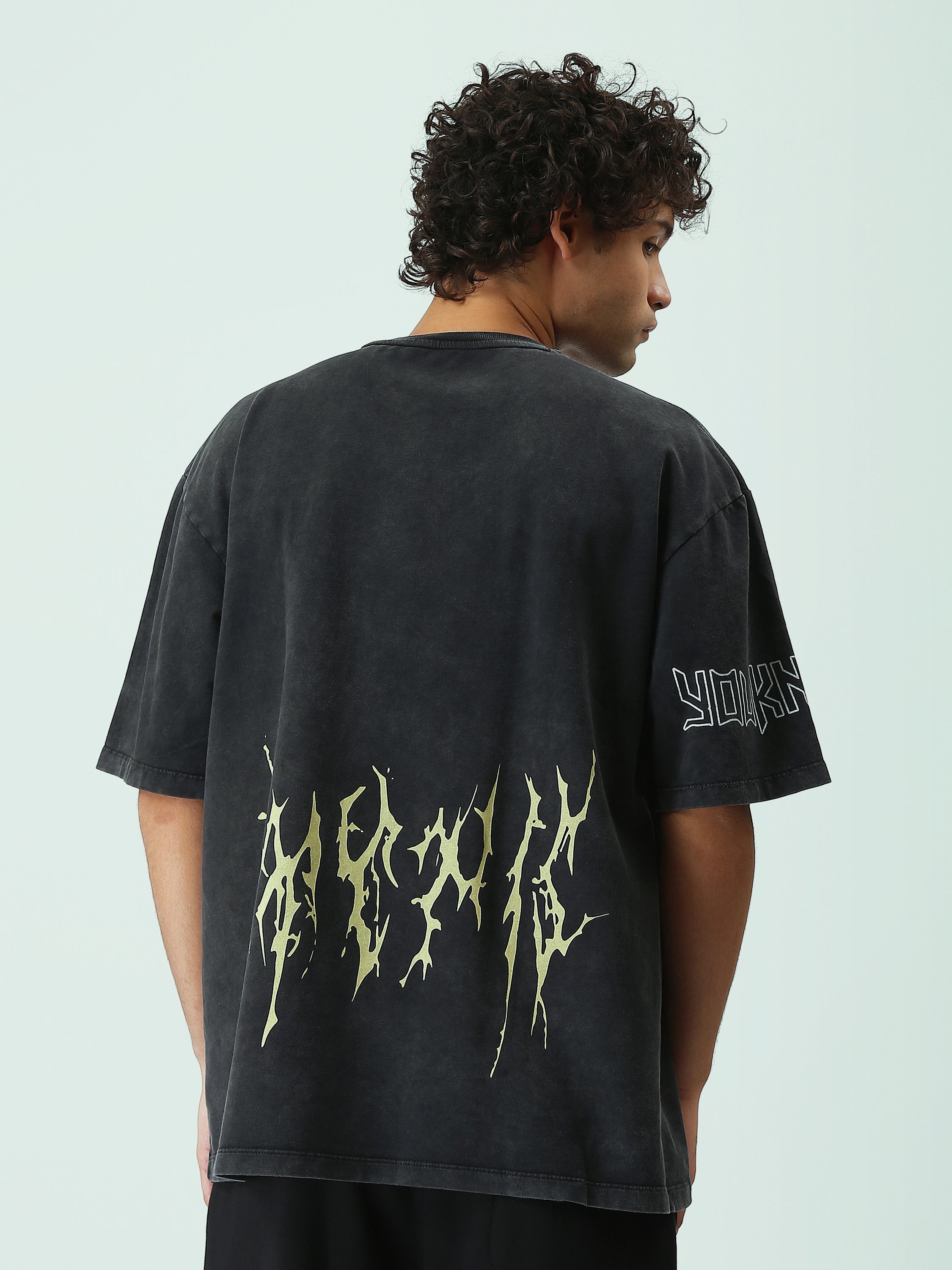 T-shirt Oversize Homme Effet Délavé à Imprimé Graphique - TSH25STRO20549TM1