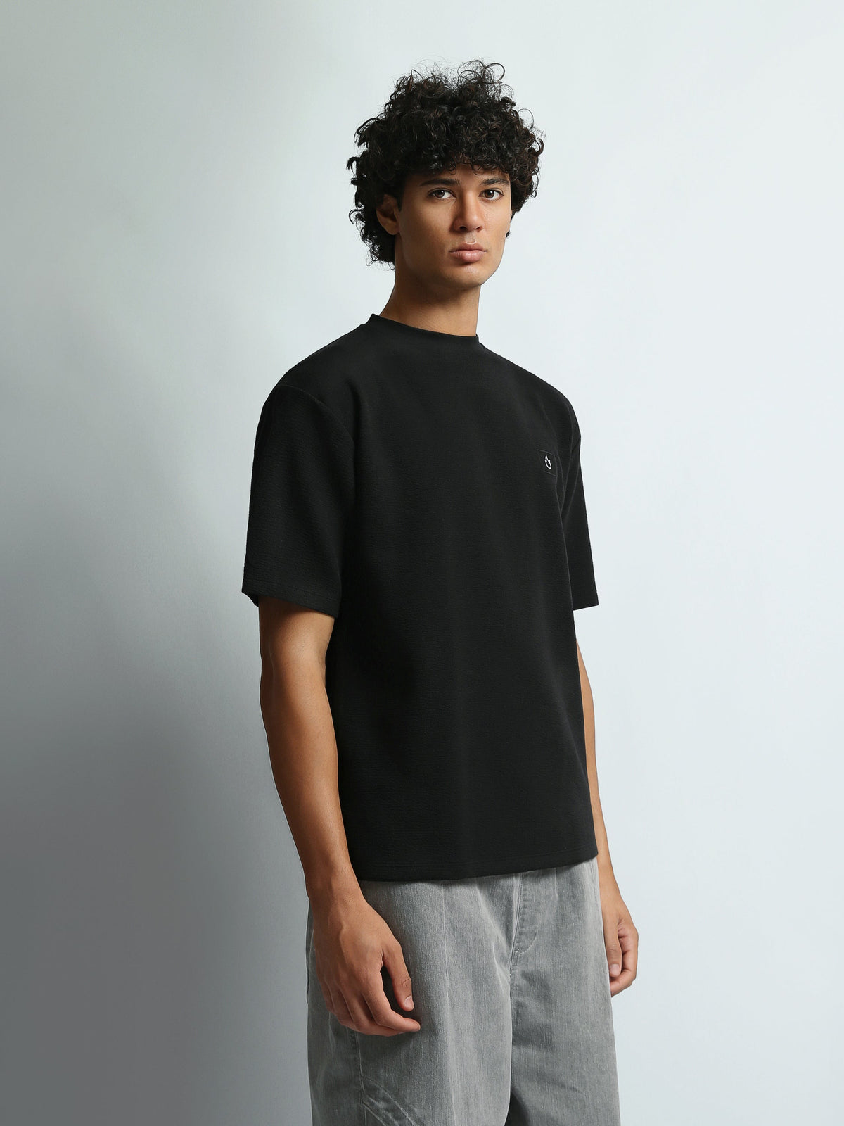 T-Shirt Homme Oversize Basique avec Petit Logo Brodé - TSH26SBRO20070TM1