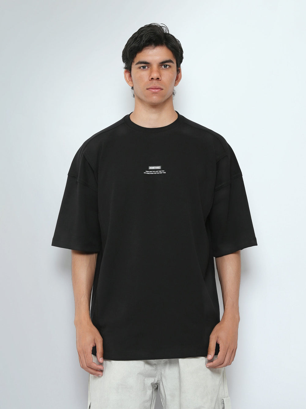 T-Shirt Oversize Homme Minimaliste à Petit Imprimé - TSH26SPRO20082TM1