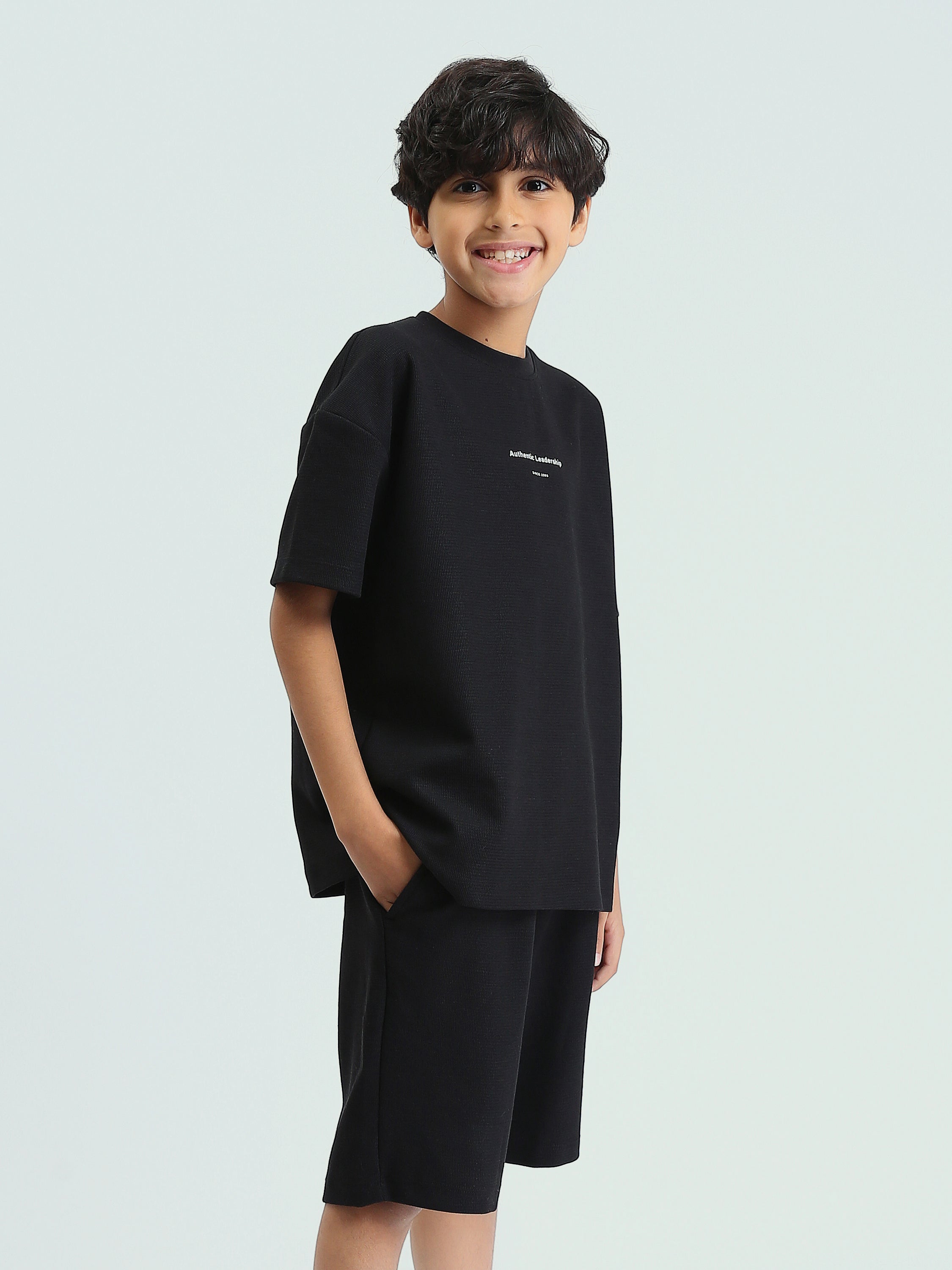 Ensemble enfant t-shirt et short au design moderne – TST25SSNP15028TB1