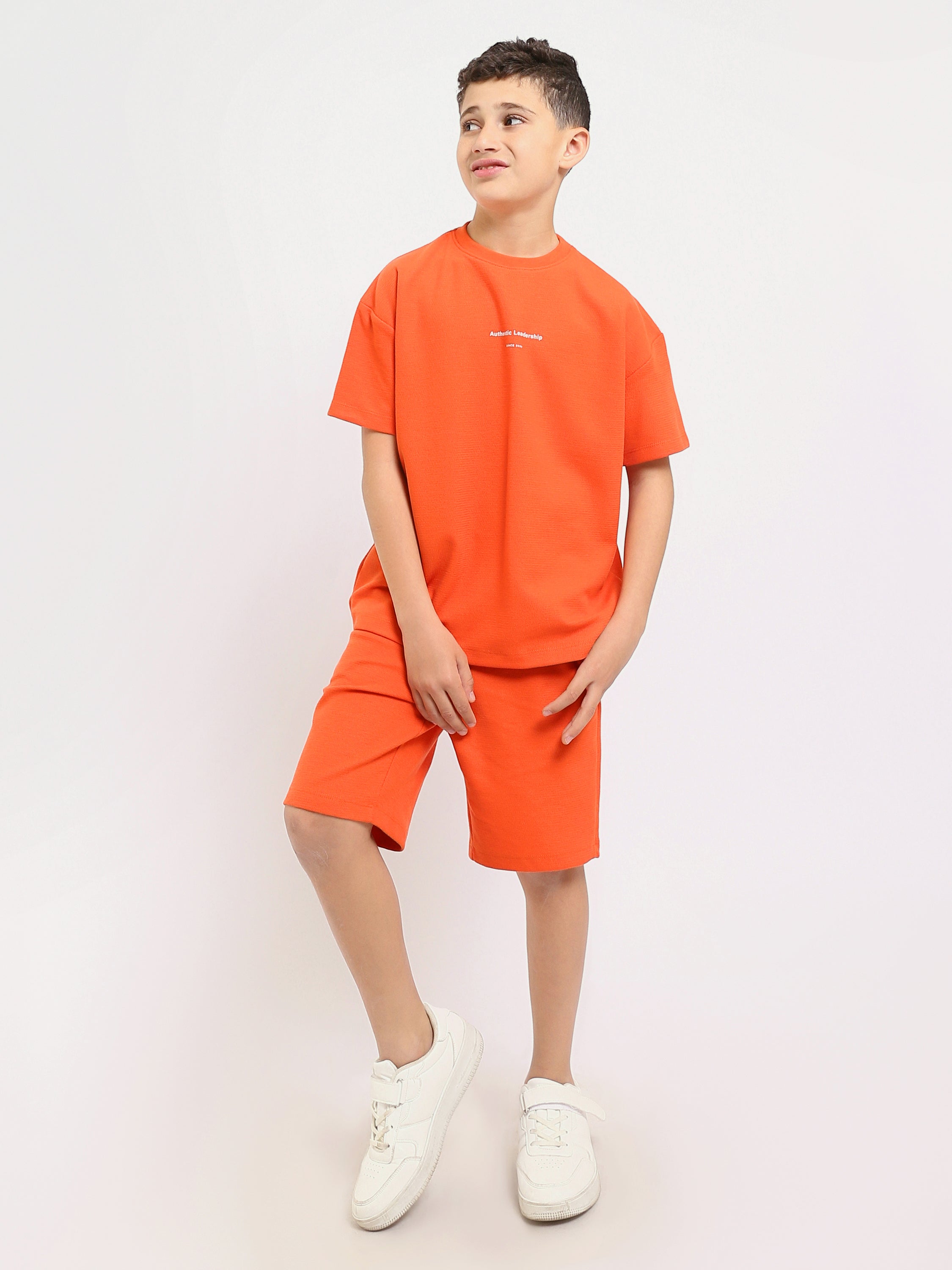 Ensemble enfant t-shirt et short au design moderne – TST25SSNP15028TB1