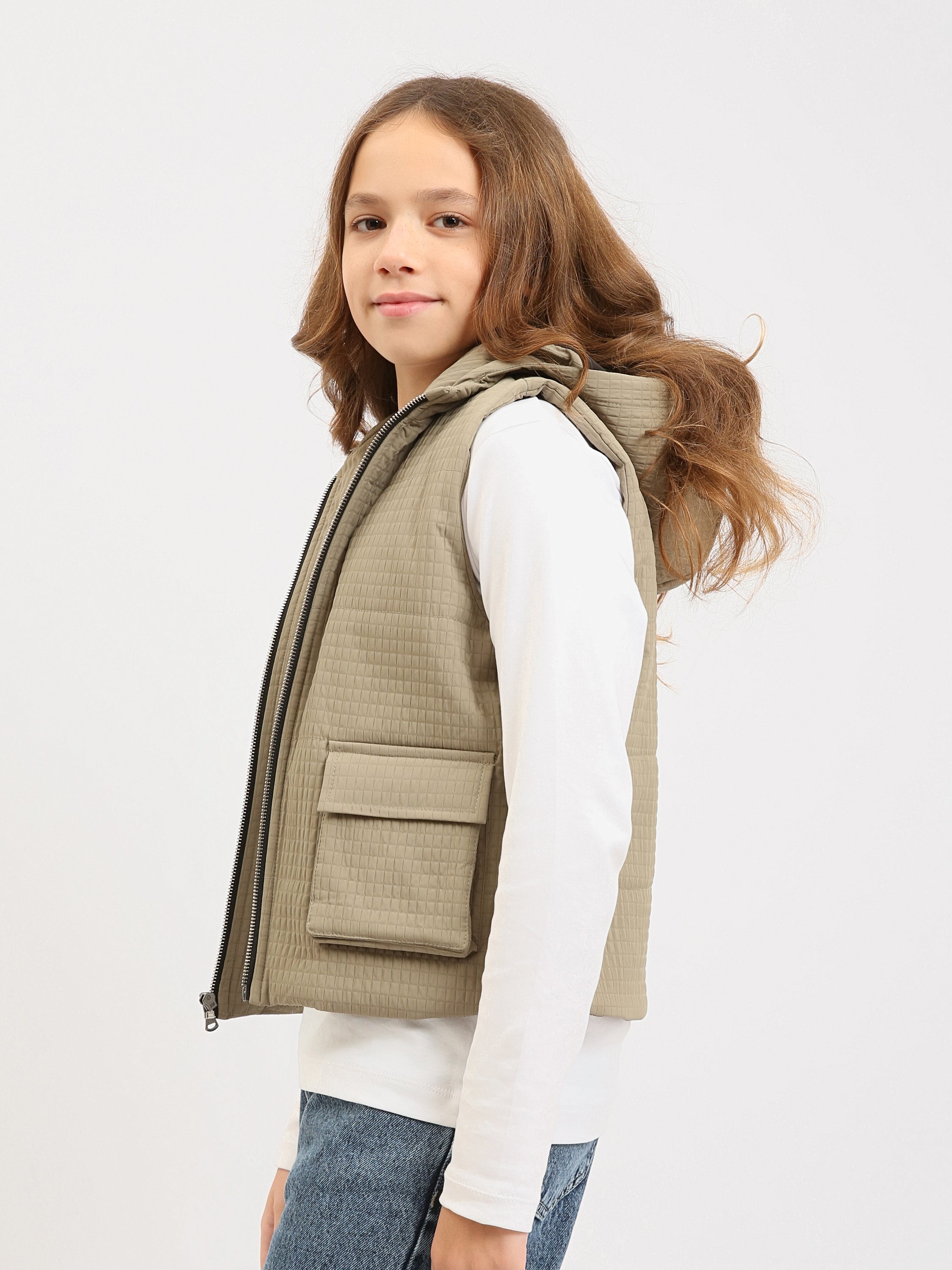 Gilet sans manches ado fille matelassé à capuche avec poches à rabat - VST25AWBL71217MR1