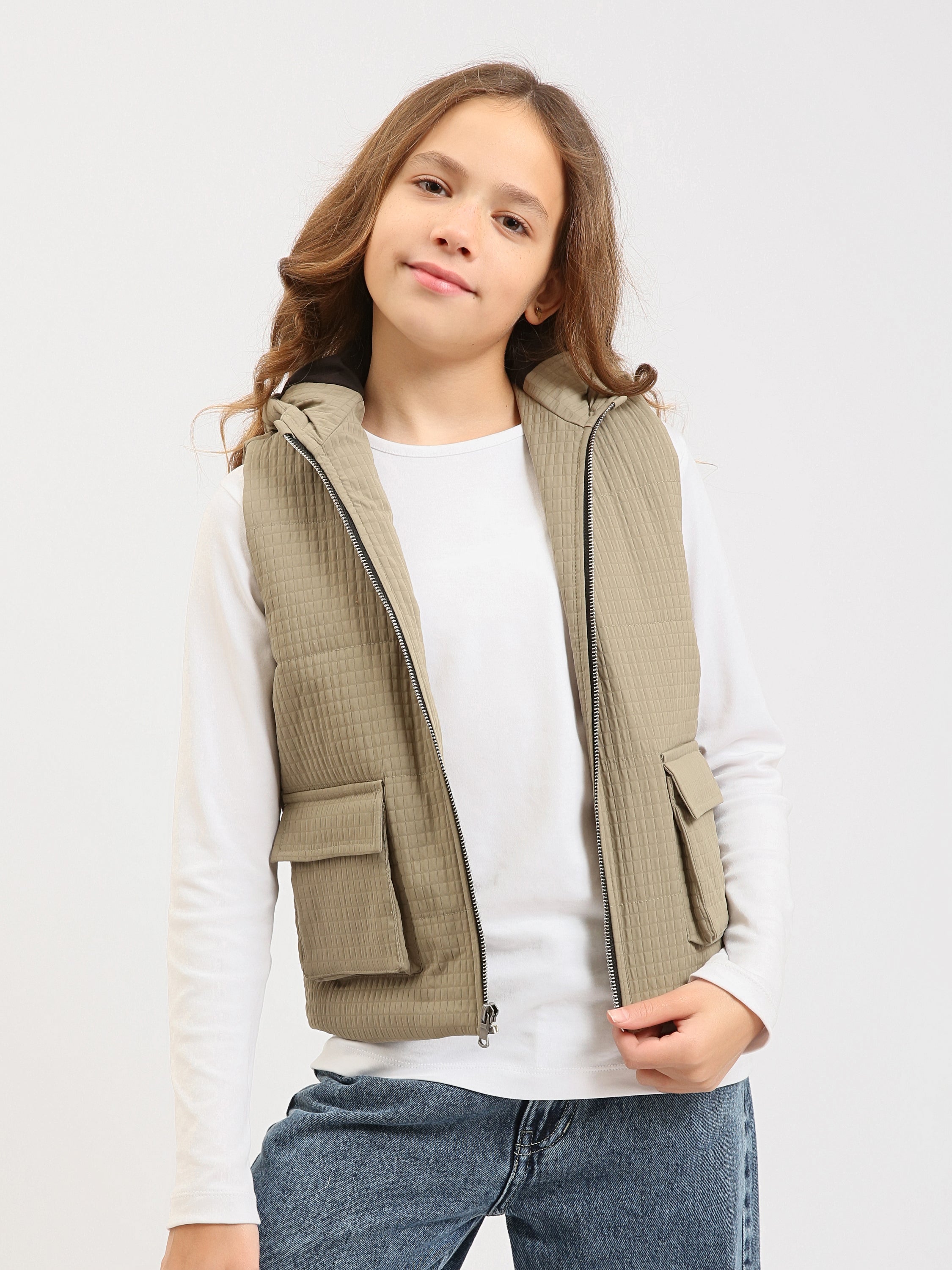 Gilet sans manches ado fille matelassé à capuche avec poches à rabat - VST25AWBL71217MR1