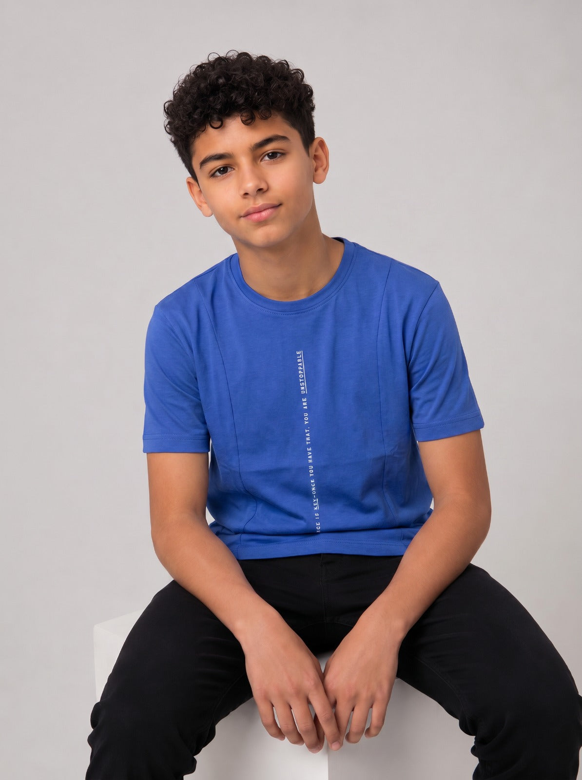 T-shirt Garçon Uni Manches Courtes Style Moderne-11287