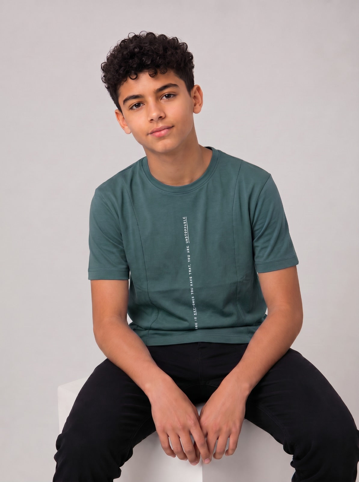 T-shirt Garçon Uni Manches Courtes Style Moderne-11287