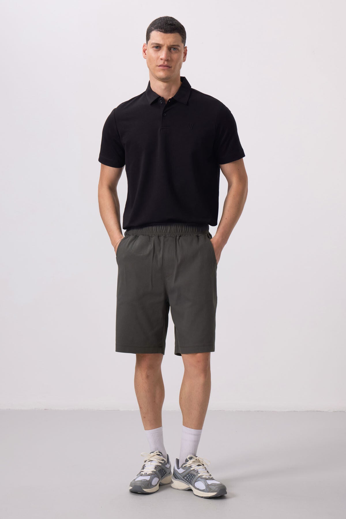 <tc>Short chino tissé légèrement extensible, coupe standard - gris - 81290</tc>