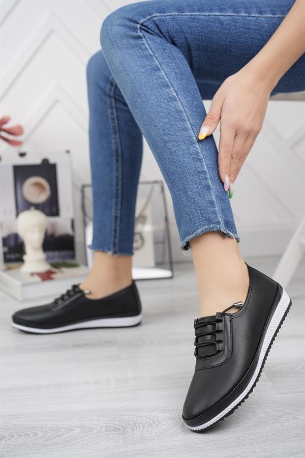 Ballerines Orthopédiques Femme Perforées à Lacets – Confort Quotidien