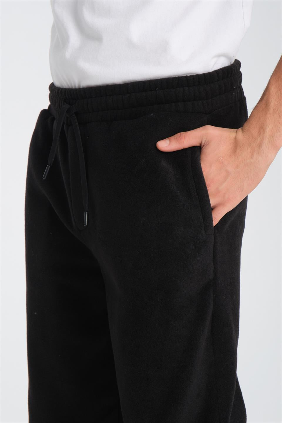 <tc>Pantalon jogger en tissu polaire coupe baggy</tc>