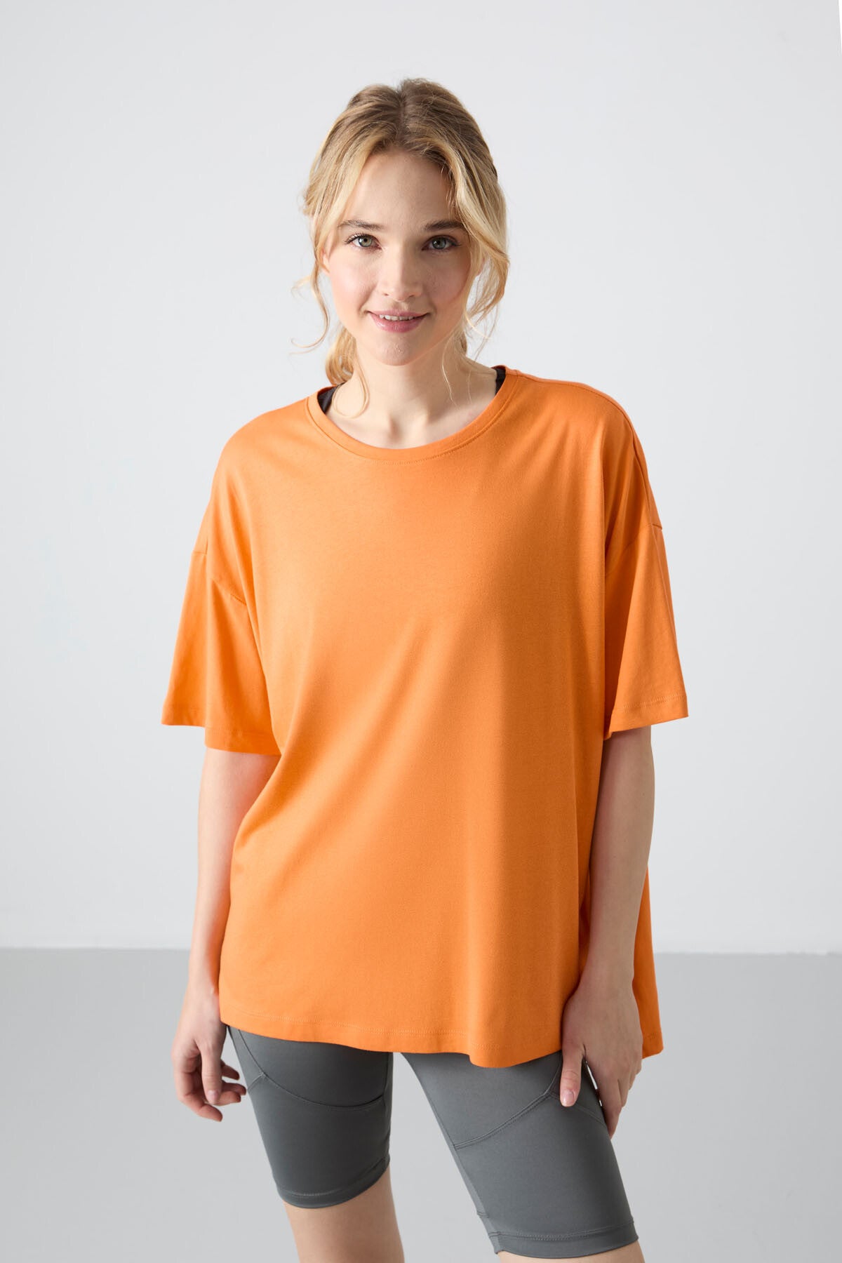 penye modal yumuşak tuşeli oversize fit basic kadin t-shirt- 97285