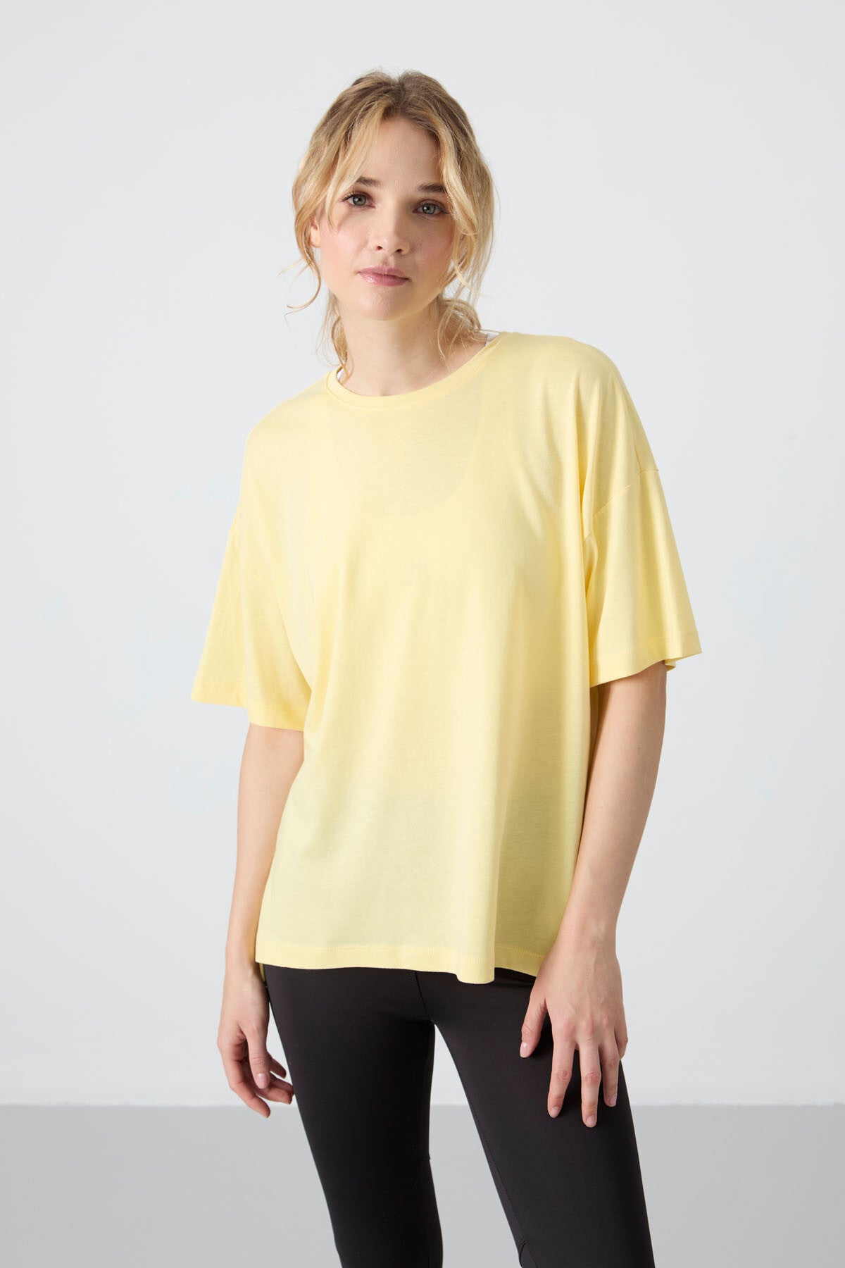 penye modal yumuşak tuşeli oversize fit basic kadin t-shirt- 97285