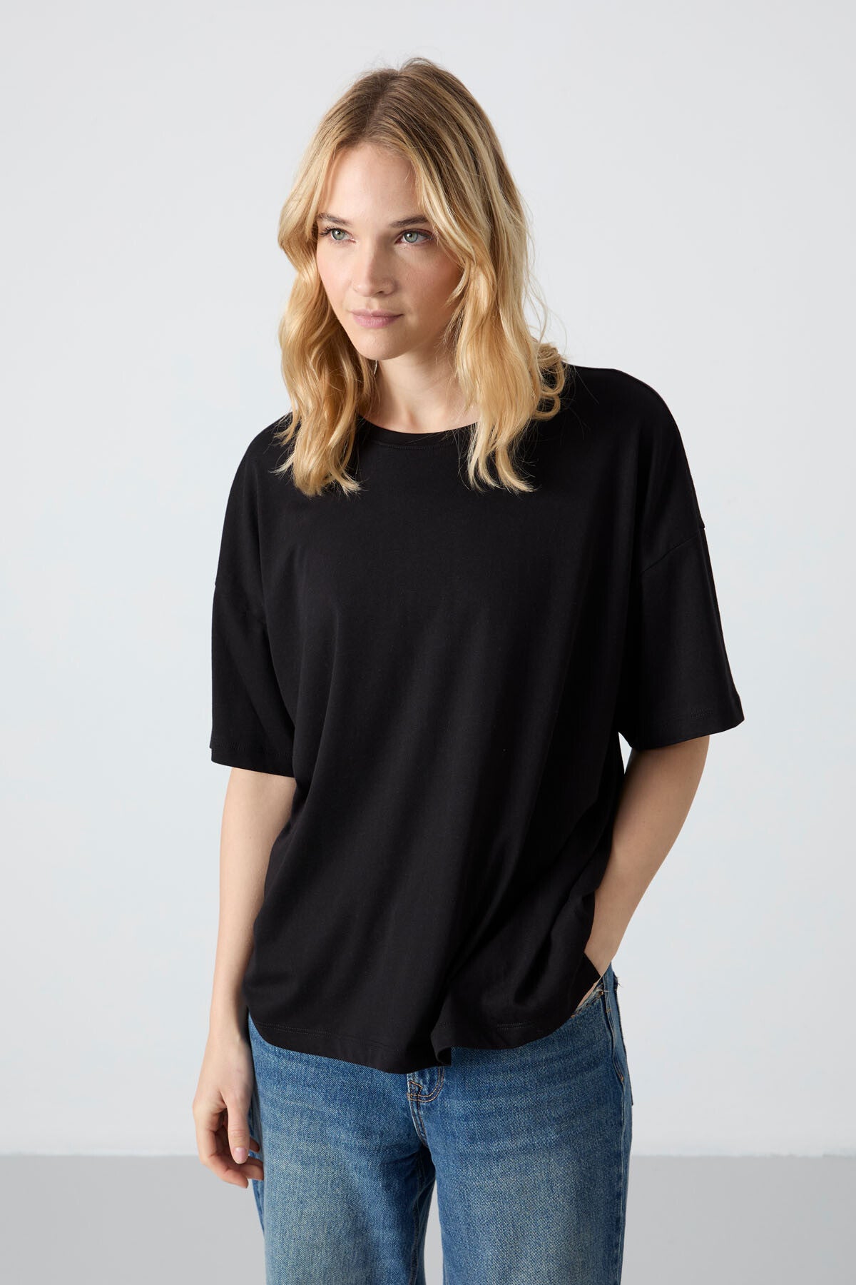 penye modal yumuşak tuşeli oversize fit basic kadin t-shirt- 97285