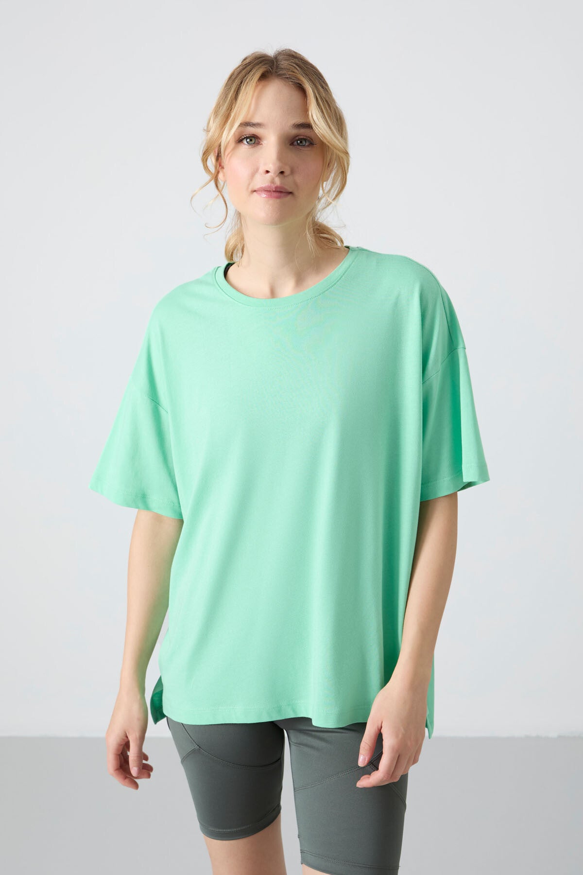 penye modal yumuşak tuşeli oversize fit basic kadin t-shirt- 97285