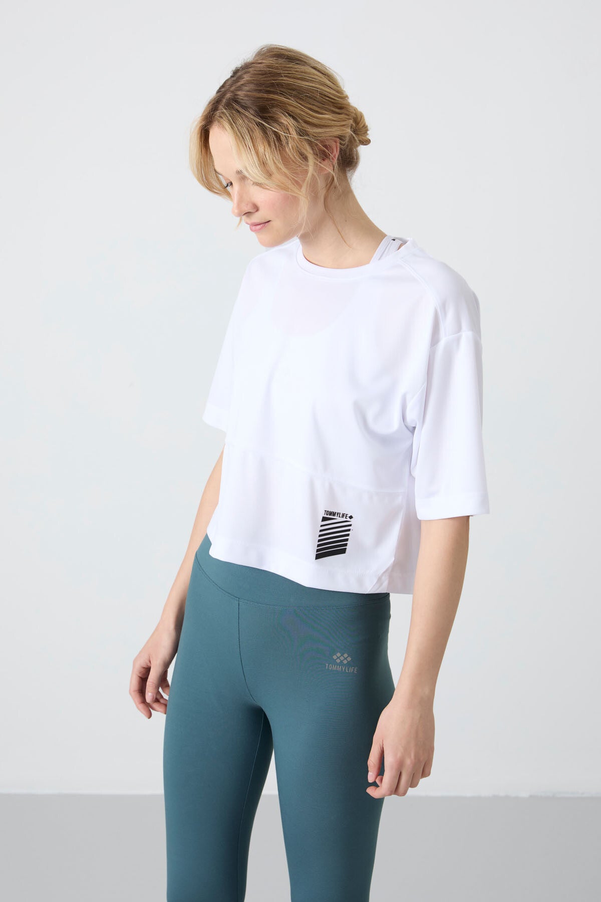 polyester nefes alan dokulu ince esnek oversize fit performans kadin t-shirt - 97284 - Justyol