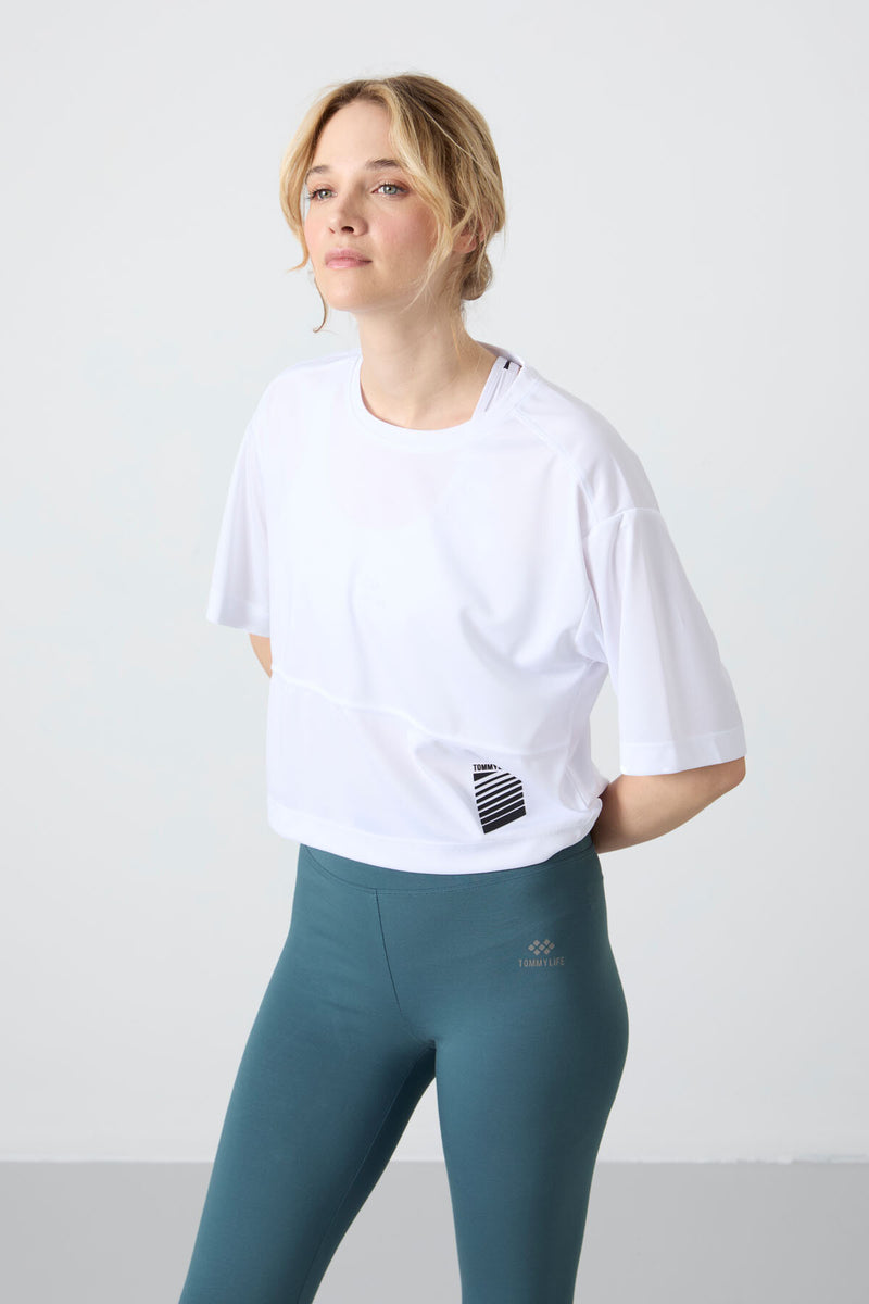 T-shirt performante pour femme en polyester respirant et flexible