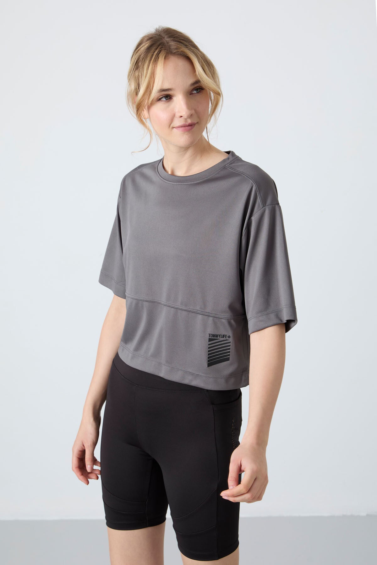 polyester nefes alan dokulu ince esnek oversize fit performans kadin t-shirt - 97284 - Justyol