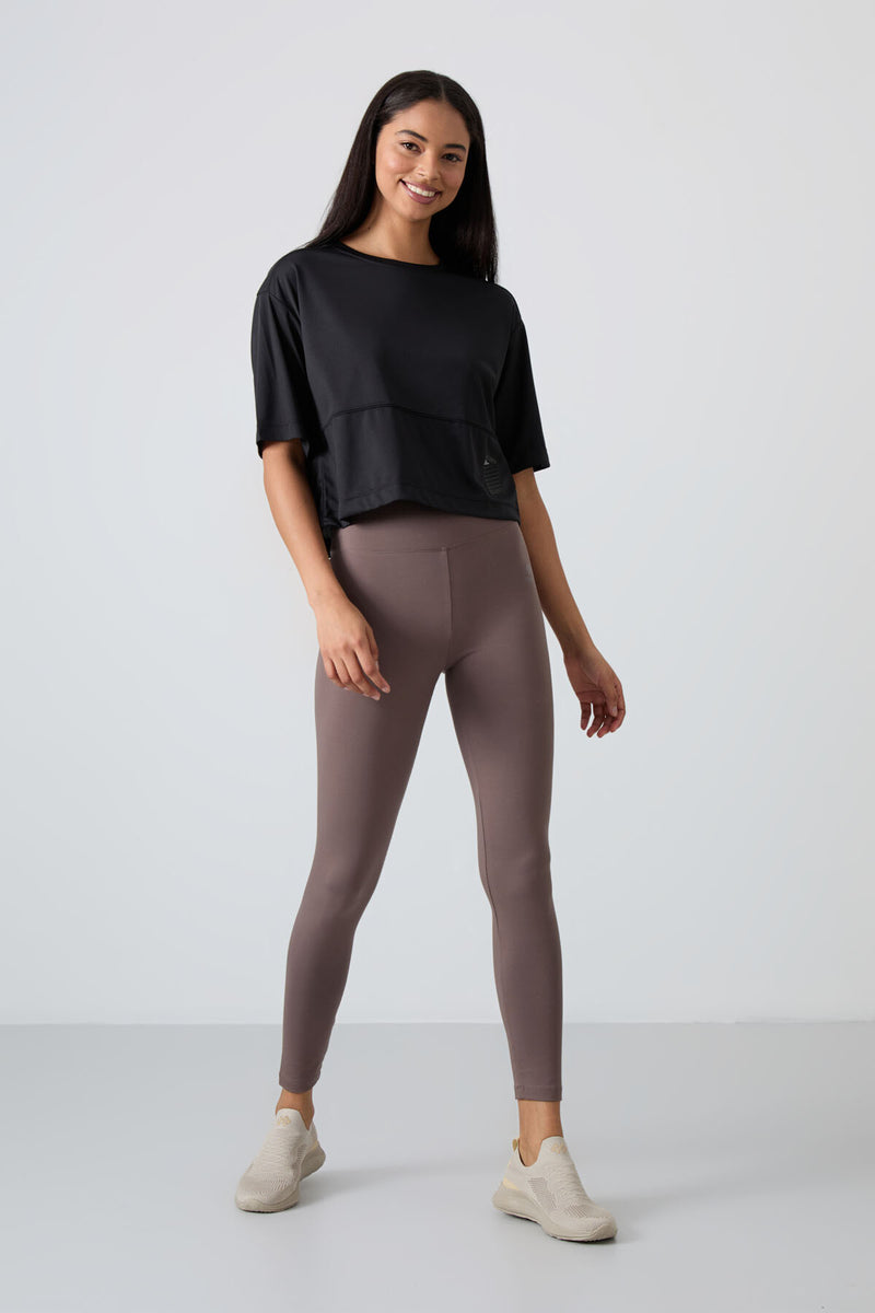 T-shirt performante pour femme en polyester respirant et flexible