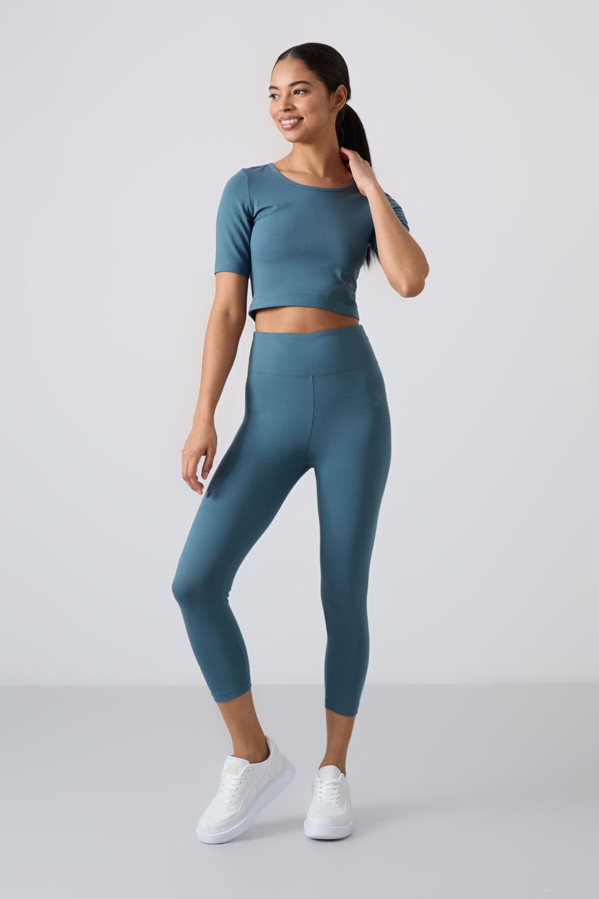 Ensemble Sport Femme 2 Pièces – Crop T-shirt & Legging - 95285