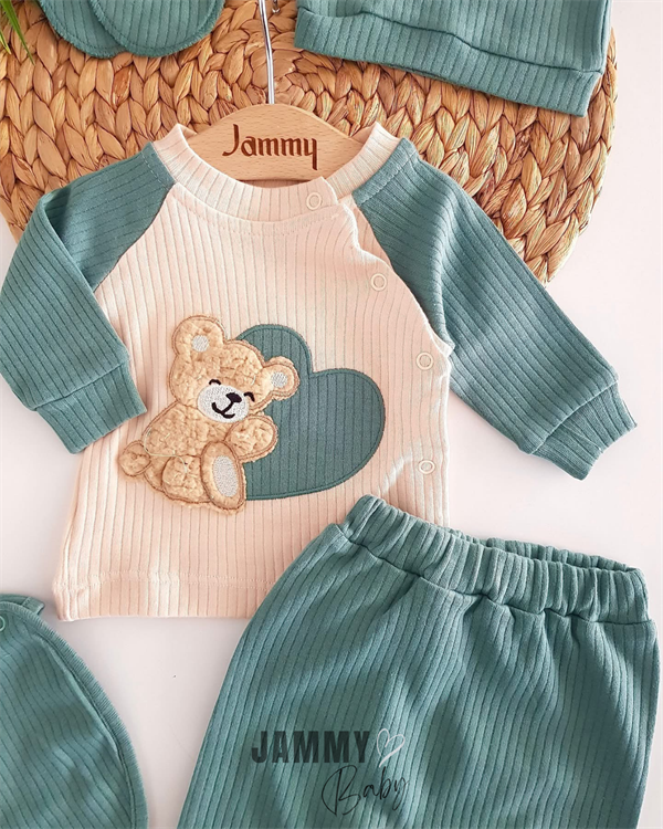 bear heart 5 piece newborn set