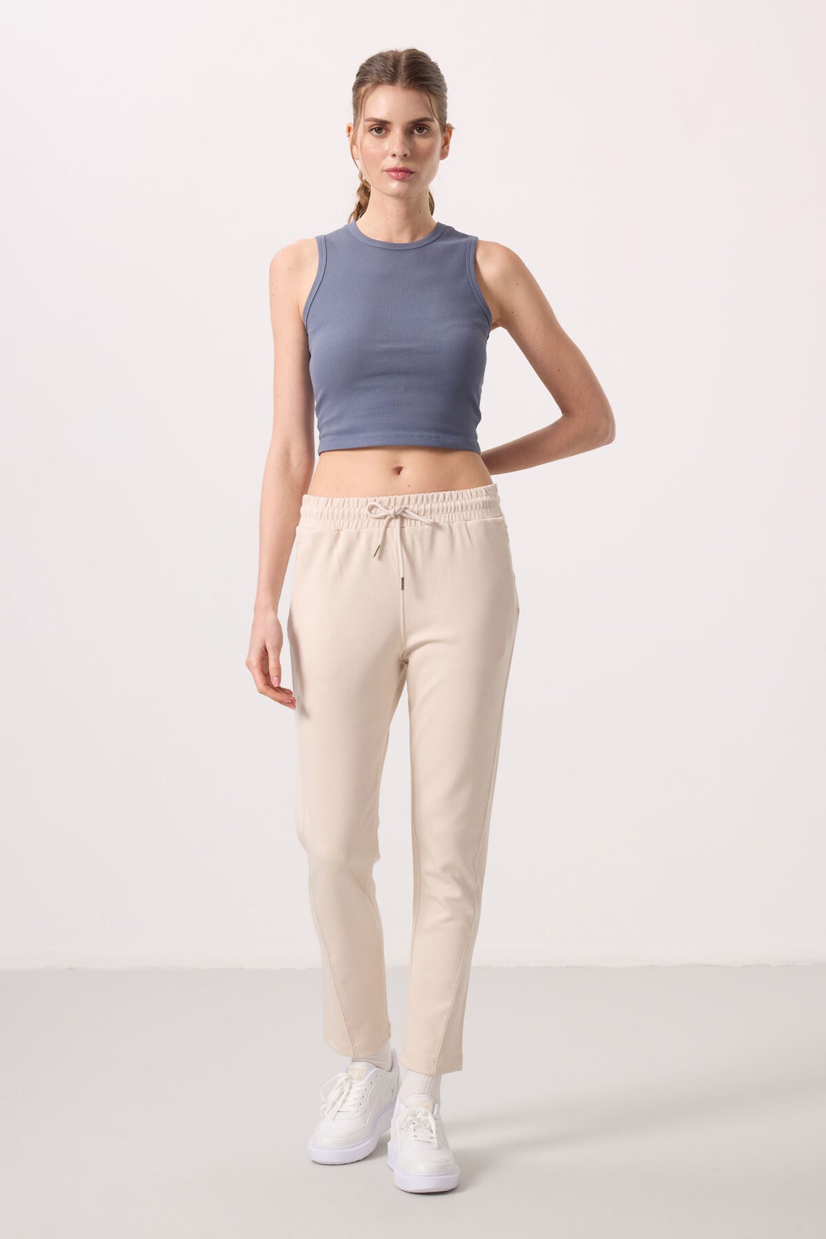 <tc>Pantalon femme à jambes fuselées en tissu texturé doux avec fermeture éclair dissimulée - 94668</tc>