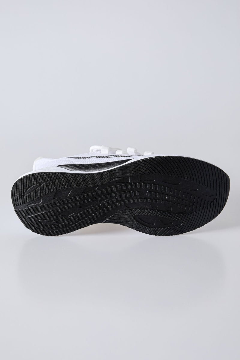 <tc>حذاء رجالي رياضي ،مزود باربطة ،بنعل مرتفع -89130</tc>