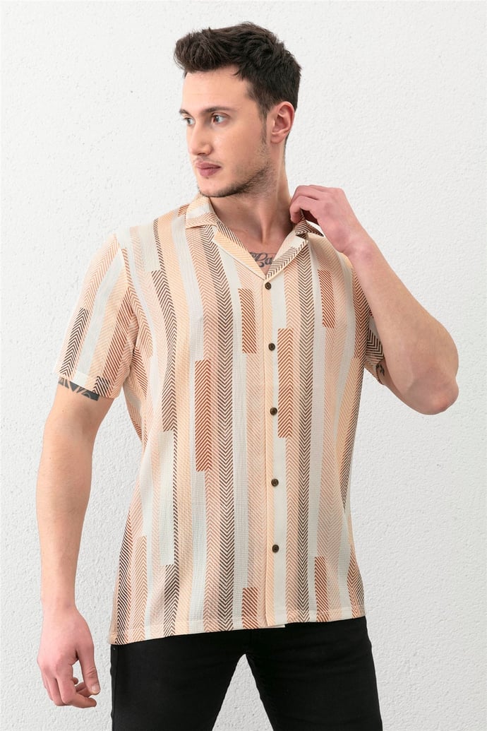 <tc>Chemise pour homme à col bowling, à manches courtes, coupe regular, beige</tc>