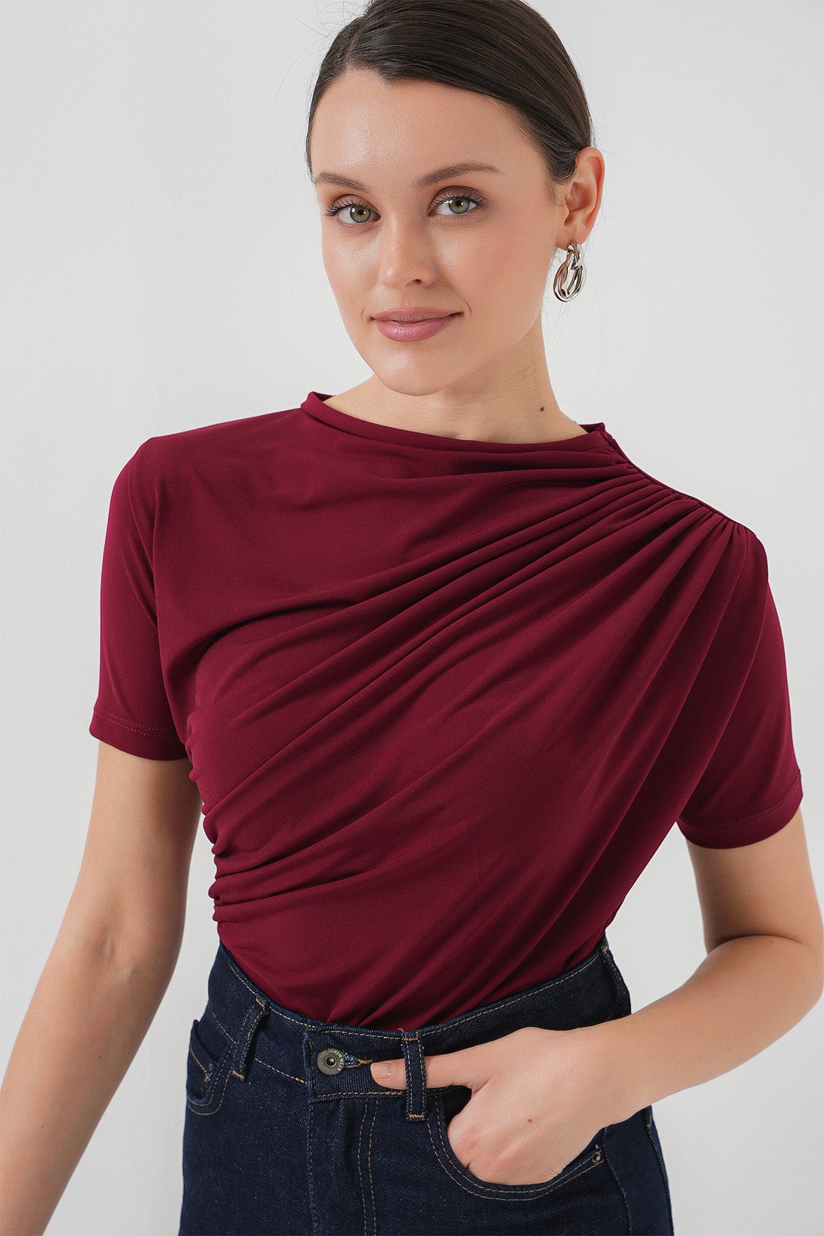 <tc>Blouse Sandy à manches courtes avec détails de fronces - 945</tc>