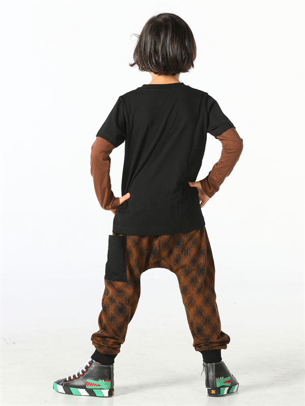 <tc>Ensemble de pantalon à motif camouflage</tc>