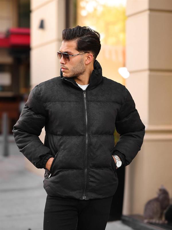 <tc>Manteau en cuir à effet craqué.</tc>