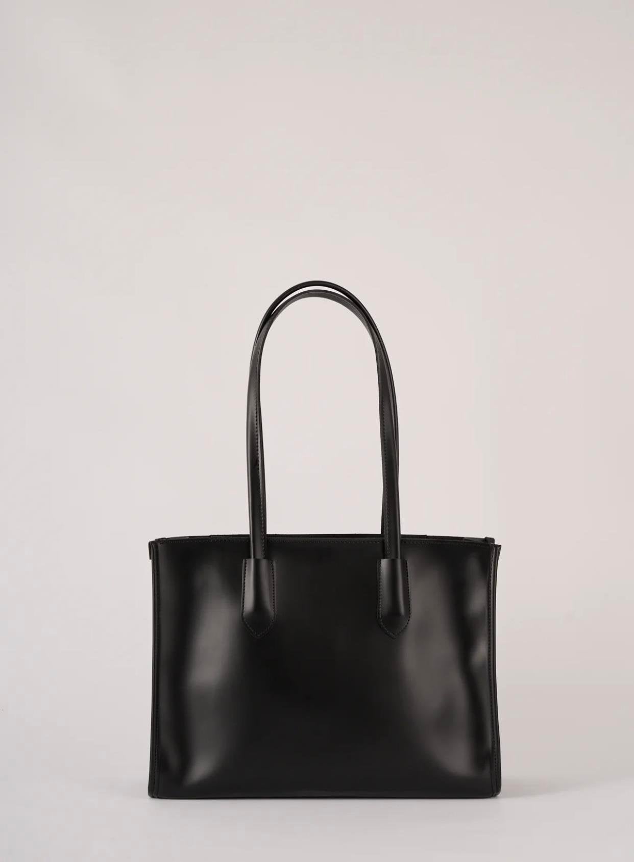 <tc>Sac à main Charlot Noir pour femme</tc>