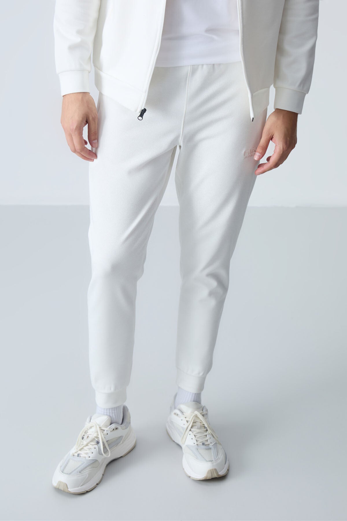 hugo gri melanj - siyah jogger erkek eşofman takim - 85198 - Justyol