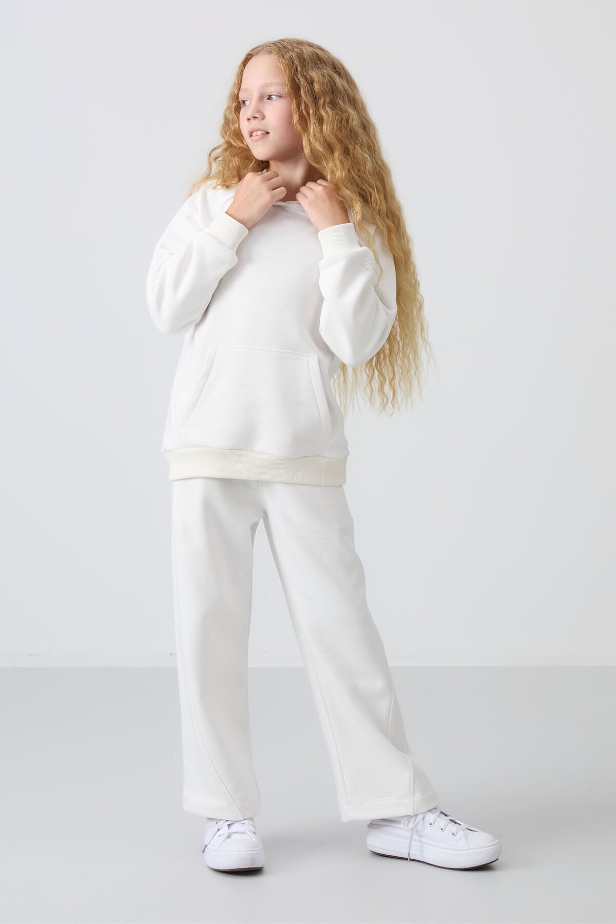 <tc>Survêtement Fille Écru en Coton à Intérieur Doux Texturé, Brodé et Coupe Standard - 75162</tc>