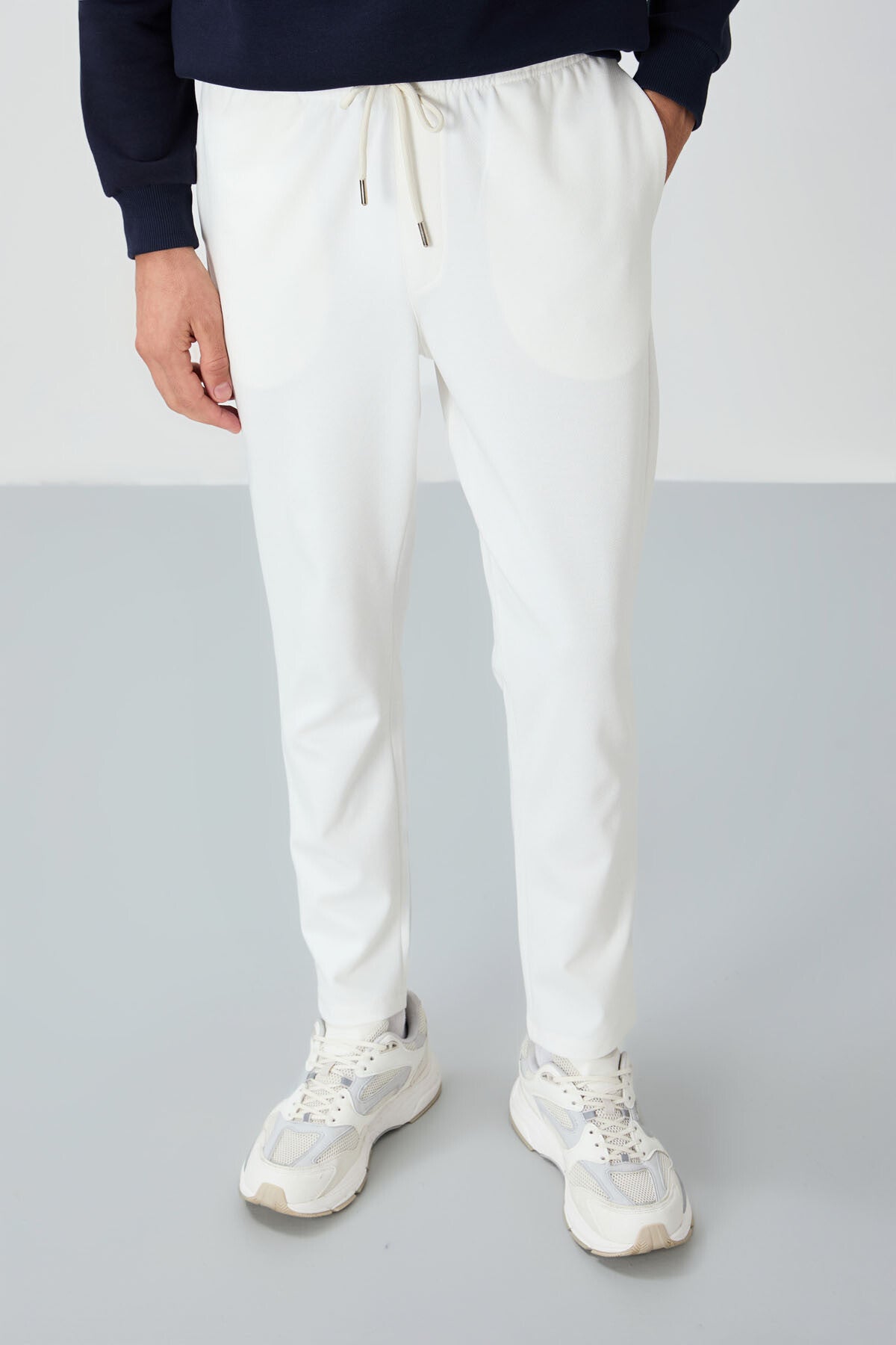 <tc>Pantalon de survêtement pour homme à coupe standard avec surface texturée - 82155</tc>