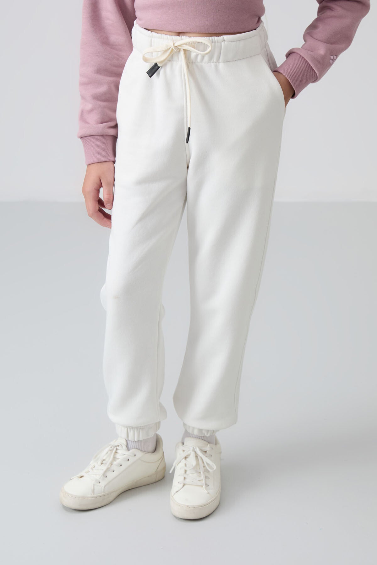 <tc>Pantalon de Survêtement Fille en Coton à Intérieur Doux Texturé, Brodé et Coupe Standard - 75158</tc>