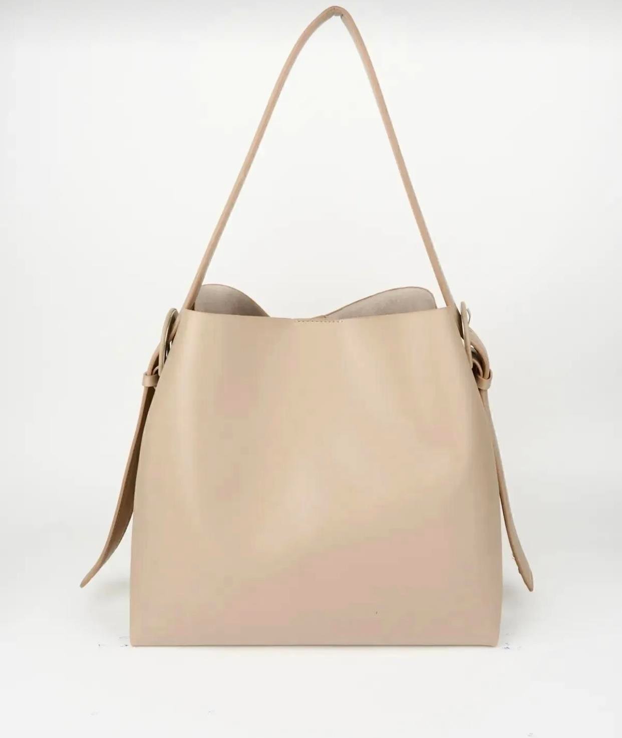 Ella Vizon Shoulder Bag