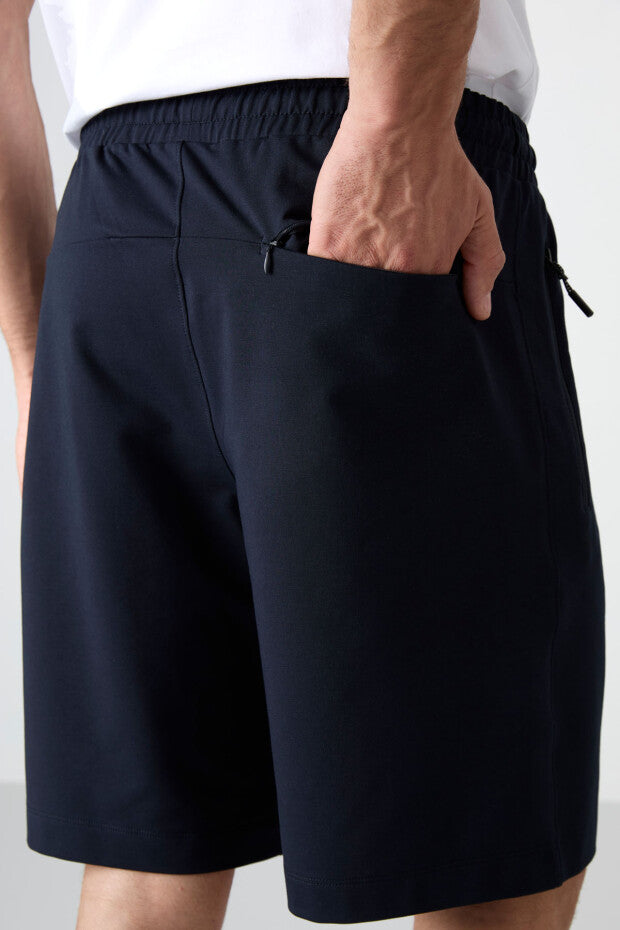 Short homme à cordon avec poche arrière zippée – coupe standard sportive - 81136