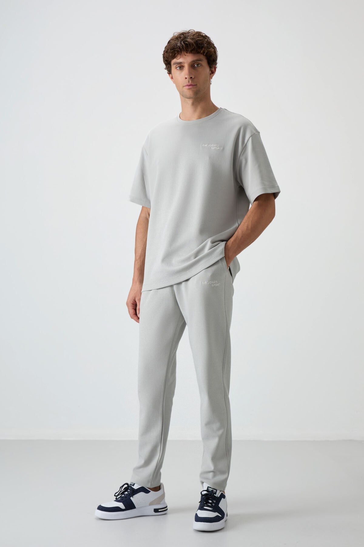 <tc>ensemble de survêtement pour homme en coton épais et doux texturé, coupe oversize avec broderie bleu marine - 85252</tc>