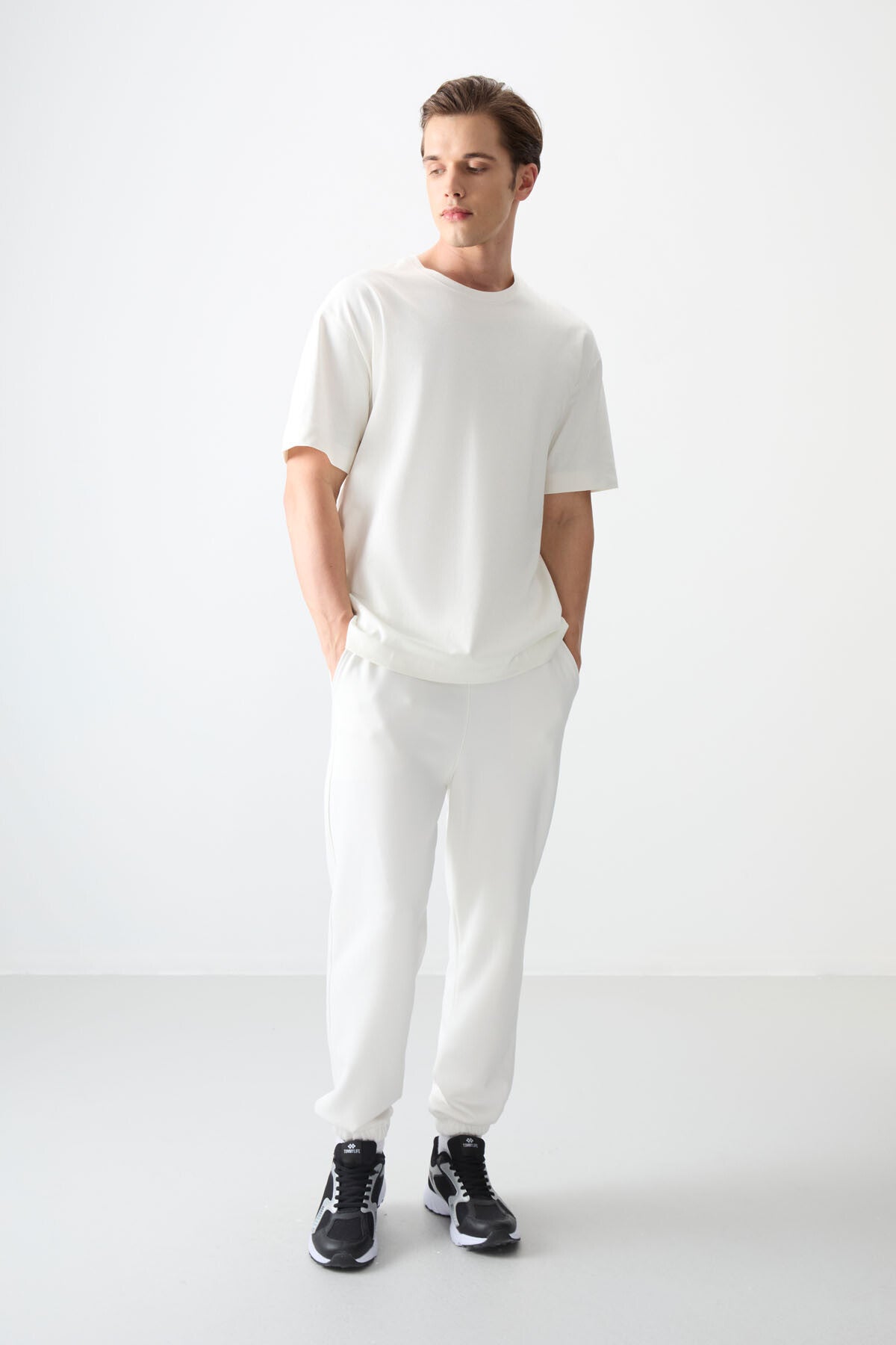 %100 pamuk kalin yumuşak dokulu oversize fit basic erkek t-shirt - 88353 - Justyol