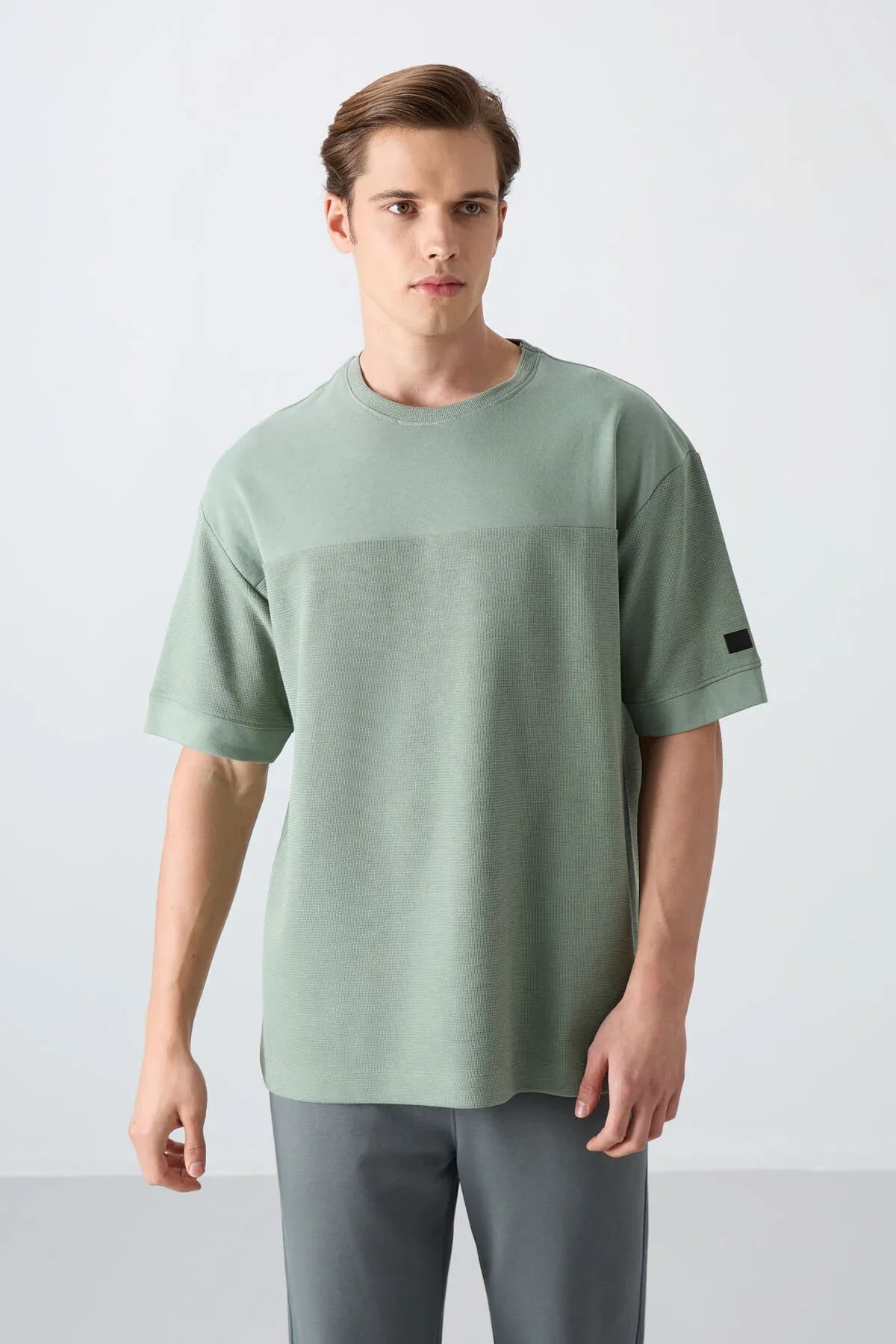 T-shirt homme oversize basic en coton épais à texture marquée - 88340 - Justyol