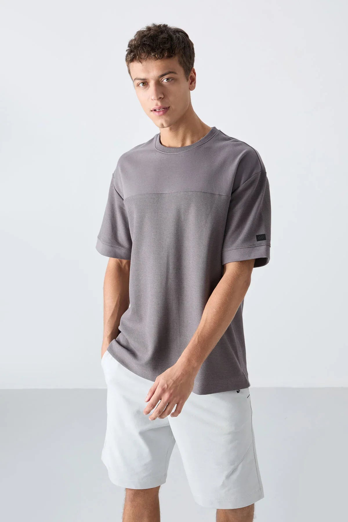 T-shirt homme oversize basic en coton épais à texture marquée - 88340 - Justyol