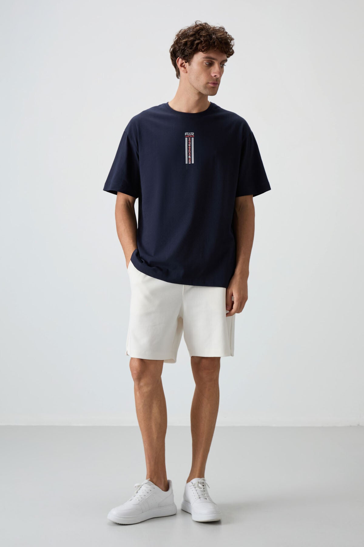 %100 pamuk kalin yumuşak dokulu oversize fit baskili erkek t-shirt - 88360 - Justyol