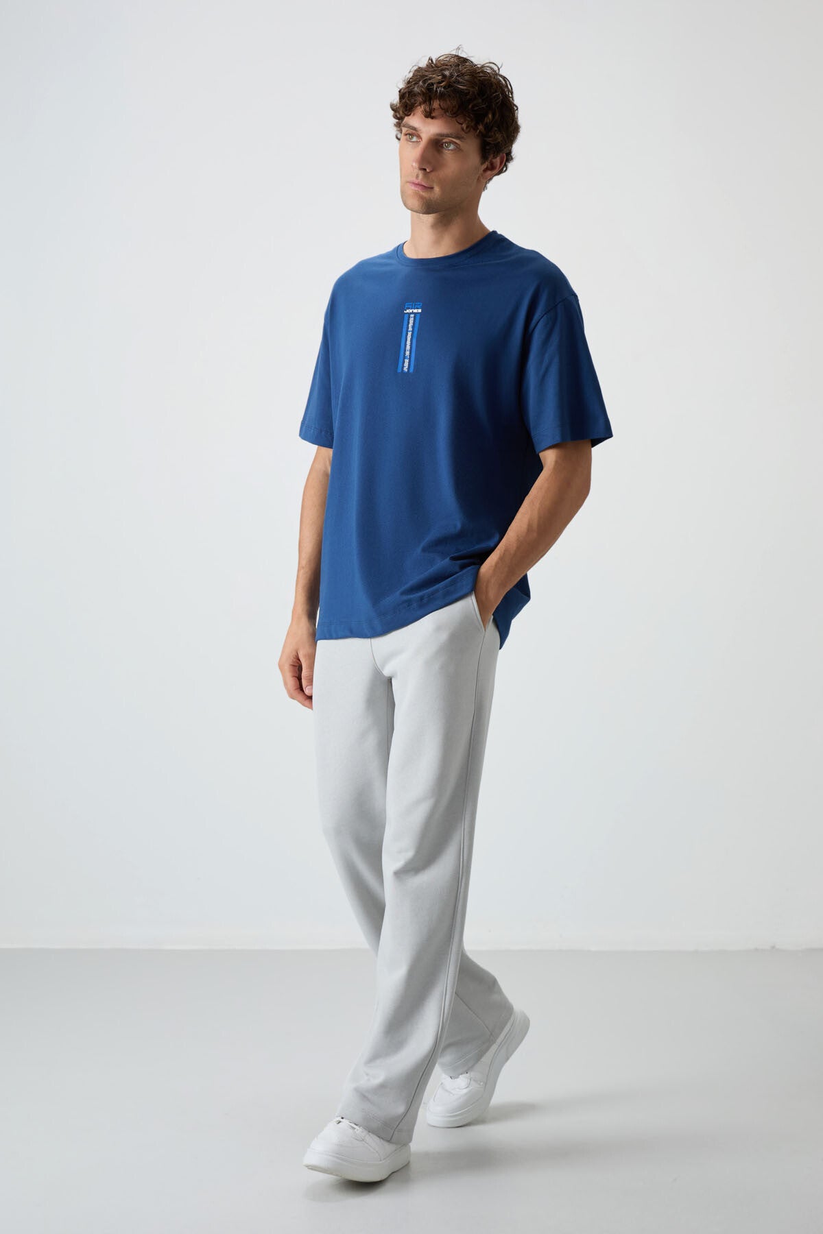 %100 pamuk kalin yumuşak dokulu oversize fit baskili erkek t-shirt - 88360 - Justyol