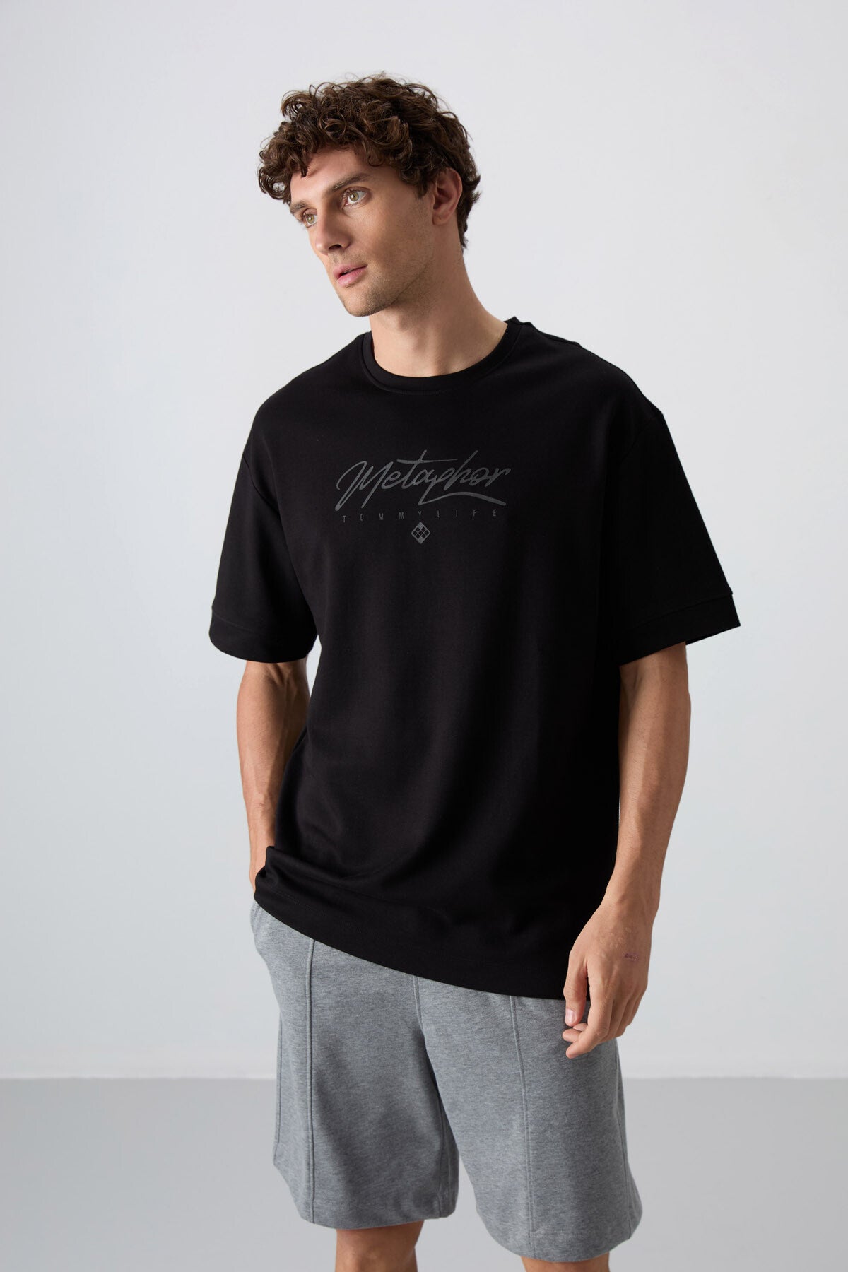 <tc>T-shirt pour homme en coton, épais et à texture douce, oversize avec impression - 88320</tc>