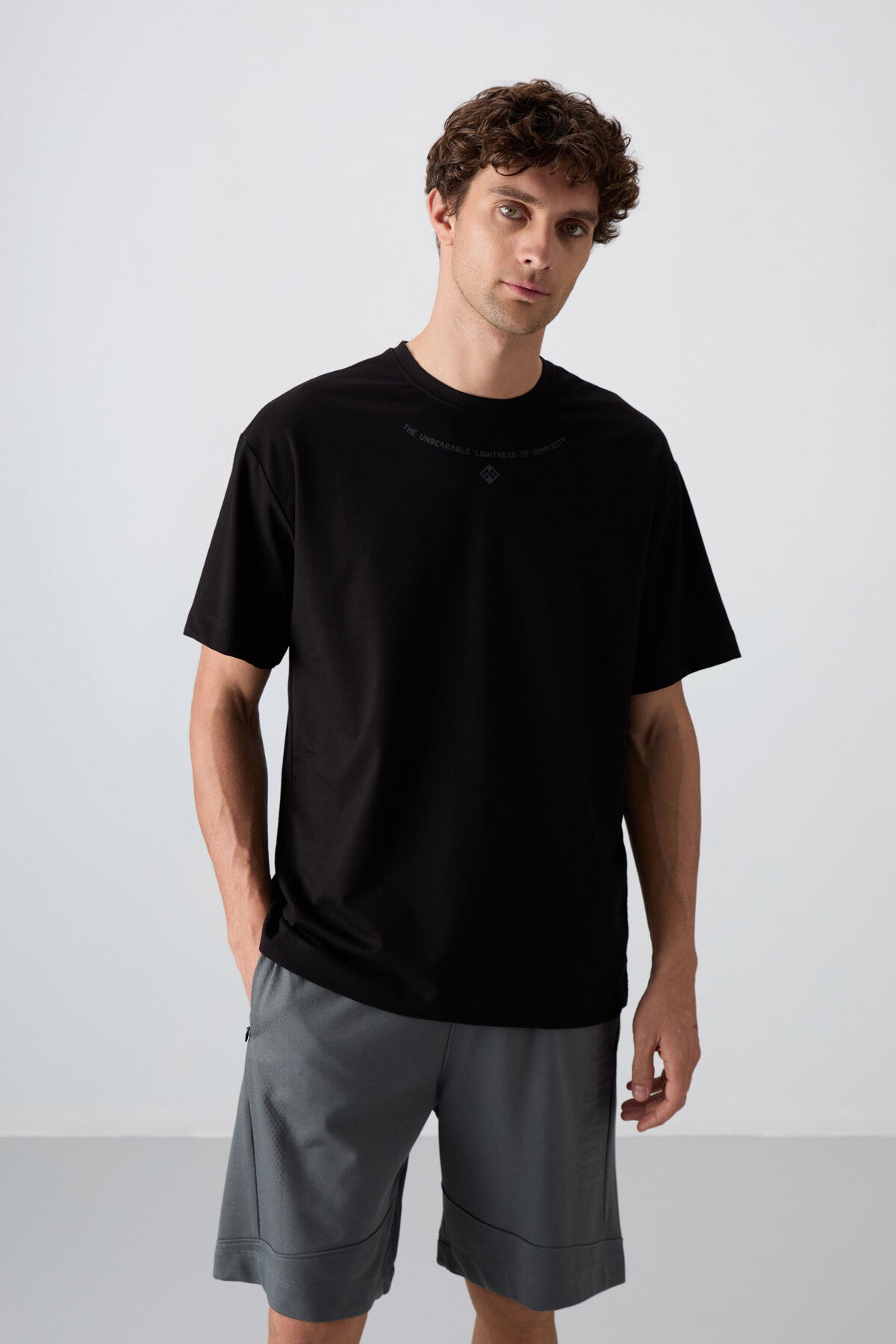 <tc>t-shirt pour homme en coton épais et doux texturé, coupe oversize avec impression - 88343</tc>