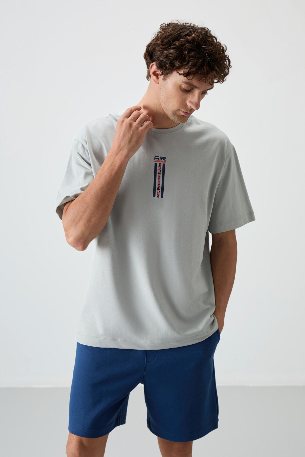 %100 pamuk kalin yumuşak dokulu oversize fit baskili erkek t-shirt - 88360 - Justyol