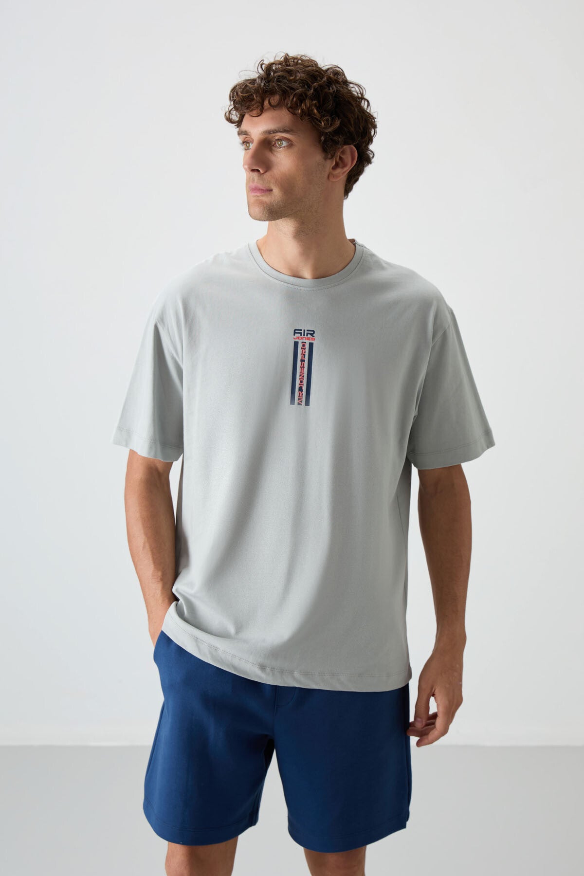 %100 pamuk kalin yumuşak dokulu oversize fit baskili erkek t-shirt - 88360 - Justyol