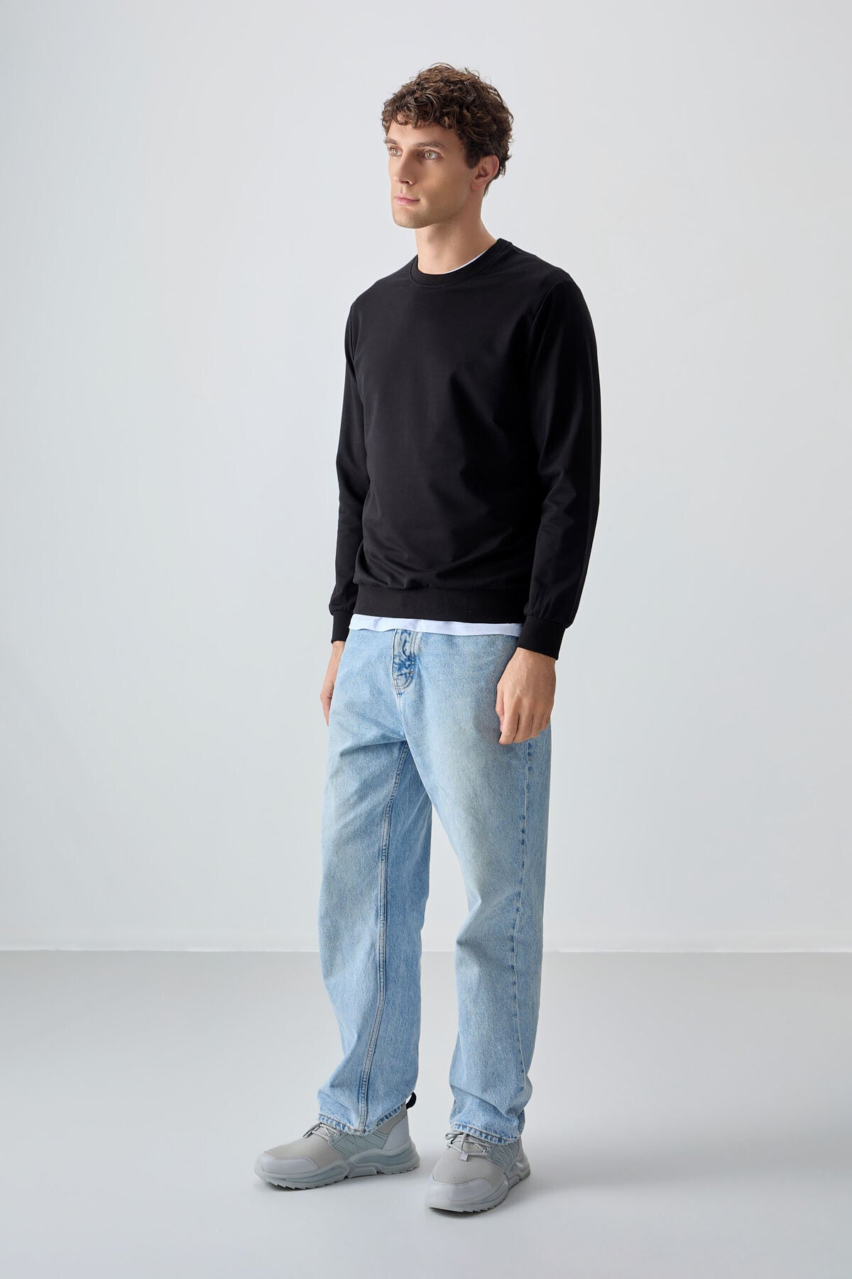 <tc>Sweatshirt basique pour homme en coton à texture douce, à coupe standard - 88363</tc>